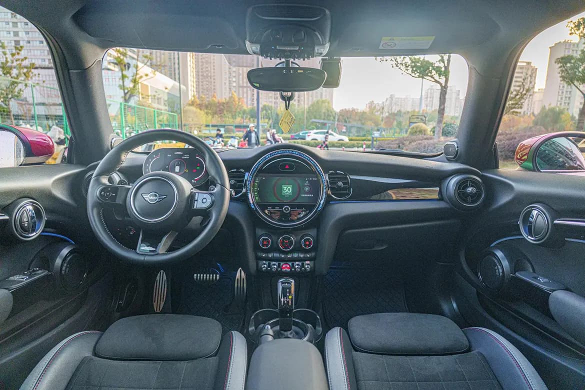 MINI JCW 2022 г. 15000 км. — фото 6