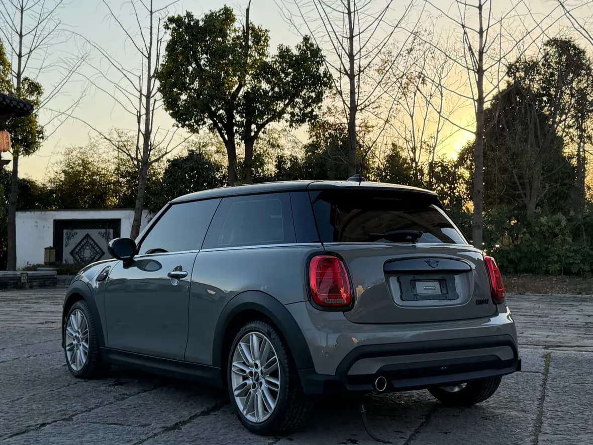 MINI  2021 г. 27004 км. — фото 5