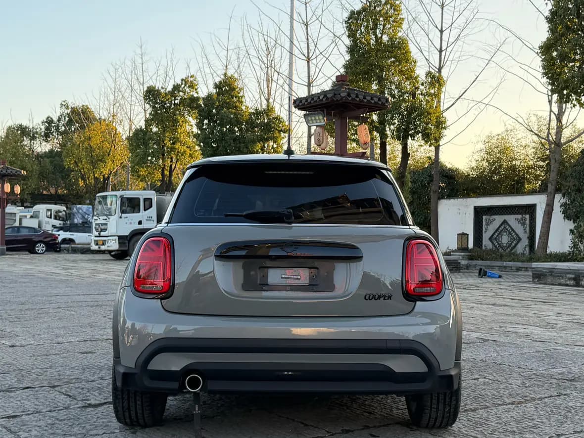 MINI  2021 г. 27004 км. — фото 6