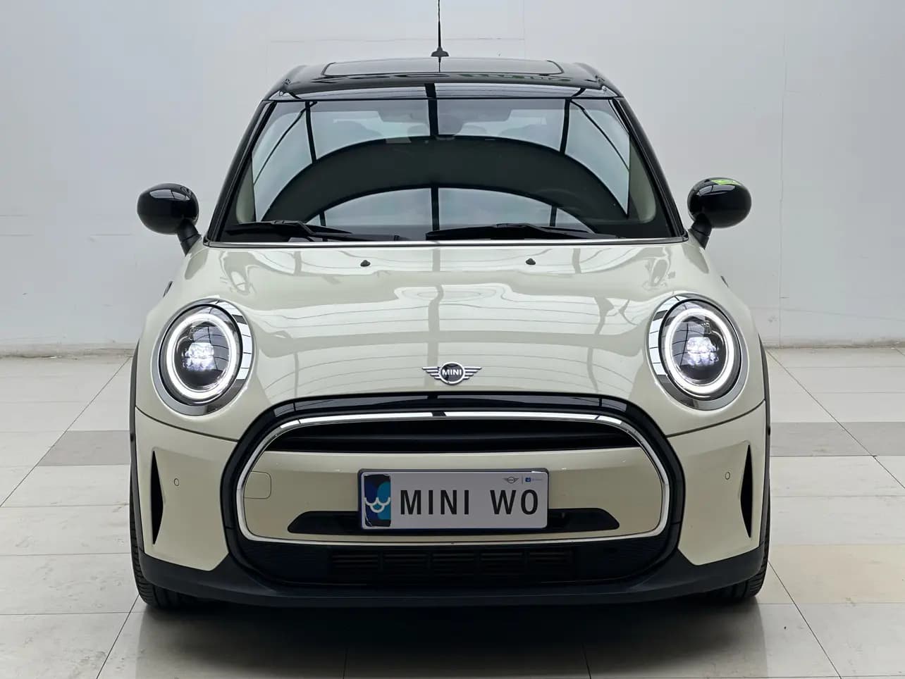 MINI  2022 г. 10001 км. — фото 2