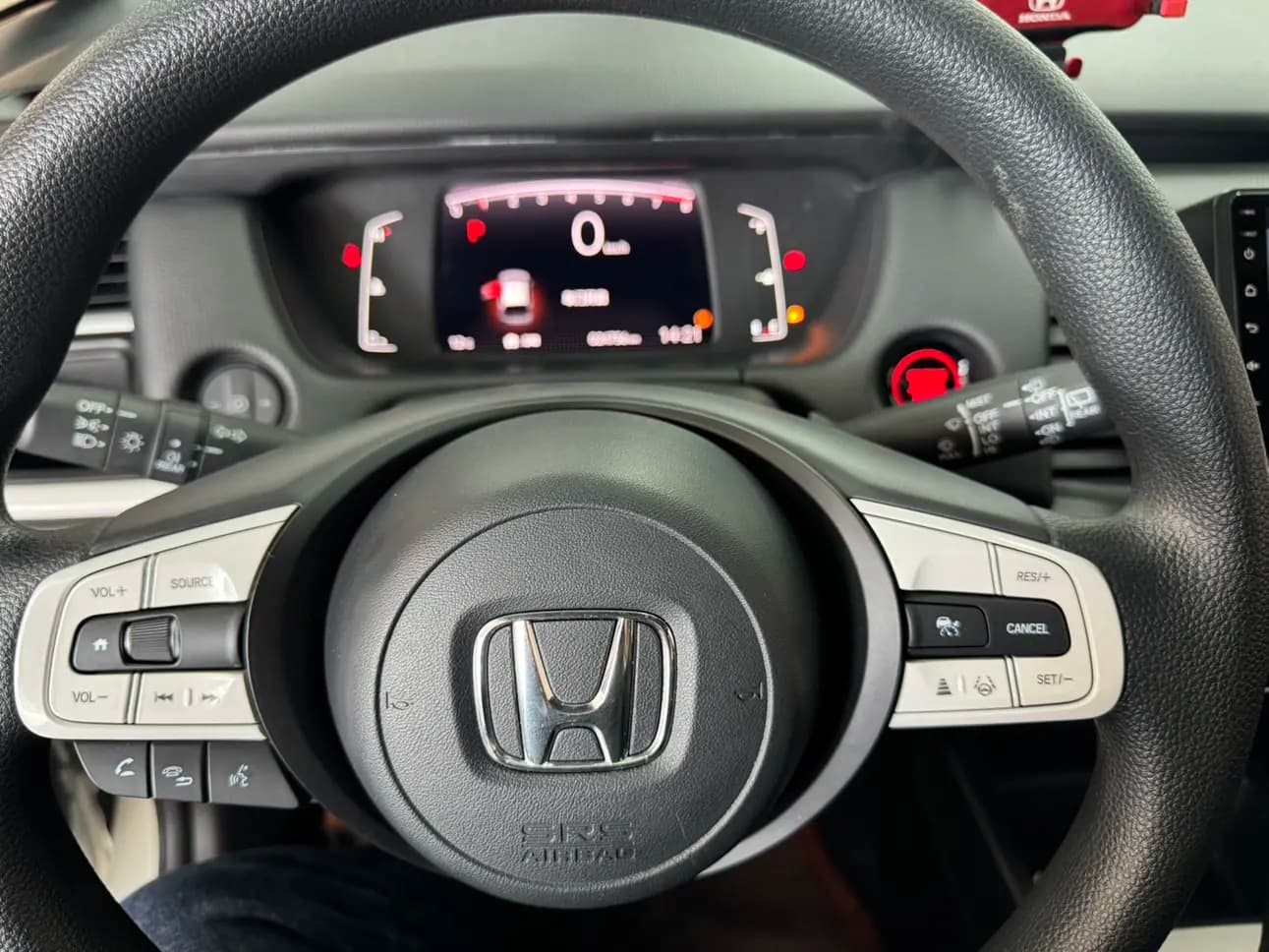 Honda Fit 2022 г. 24096 км. — фото 11