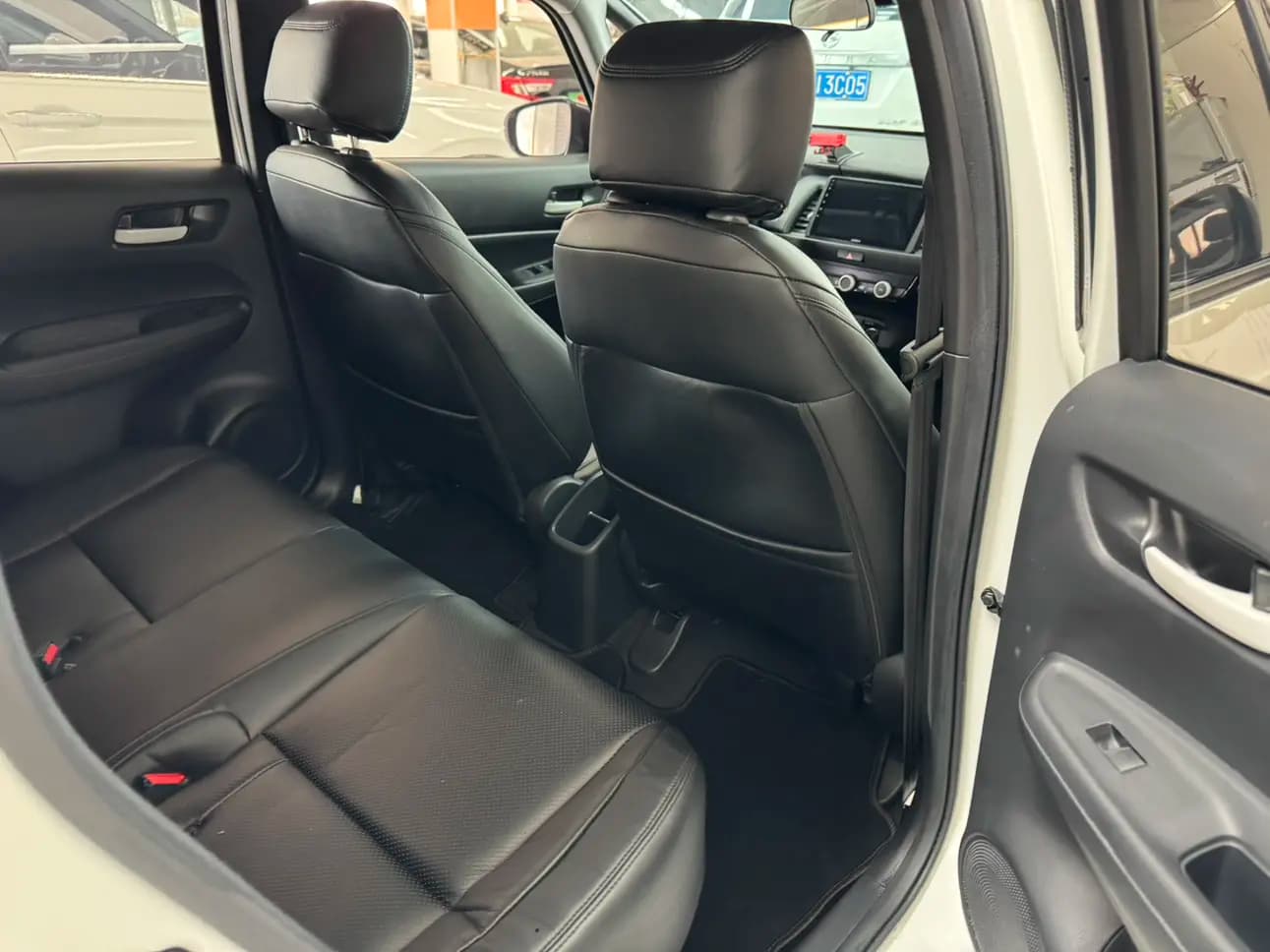 Honda Fit 2022 г. 24096 км. — фото 13