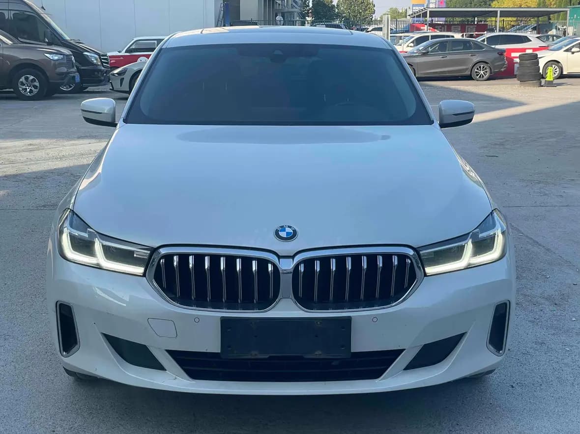 BMW 6 Series GT 2022 г. 70020 км. — фото 2