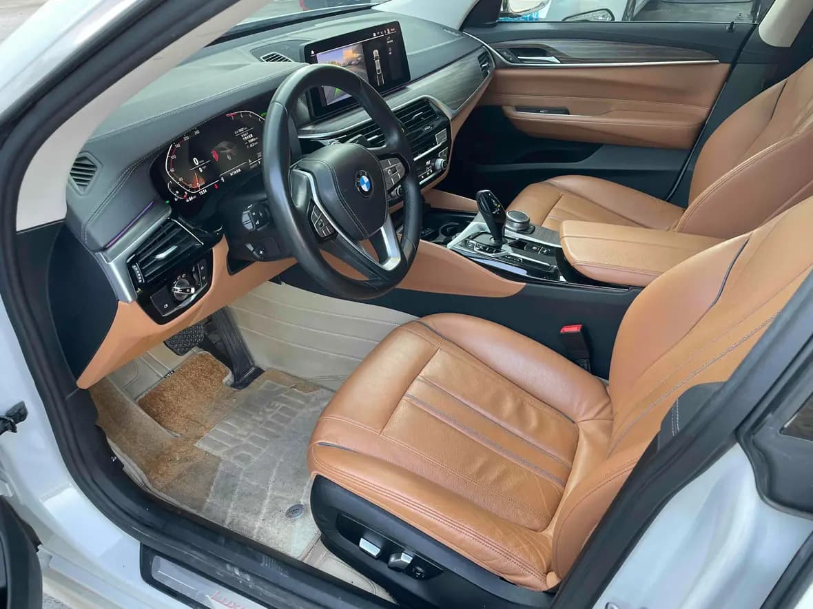 BMW 6 Series GT 2022 г. 70020 км. — фото 9