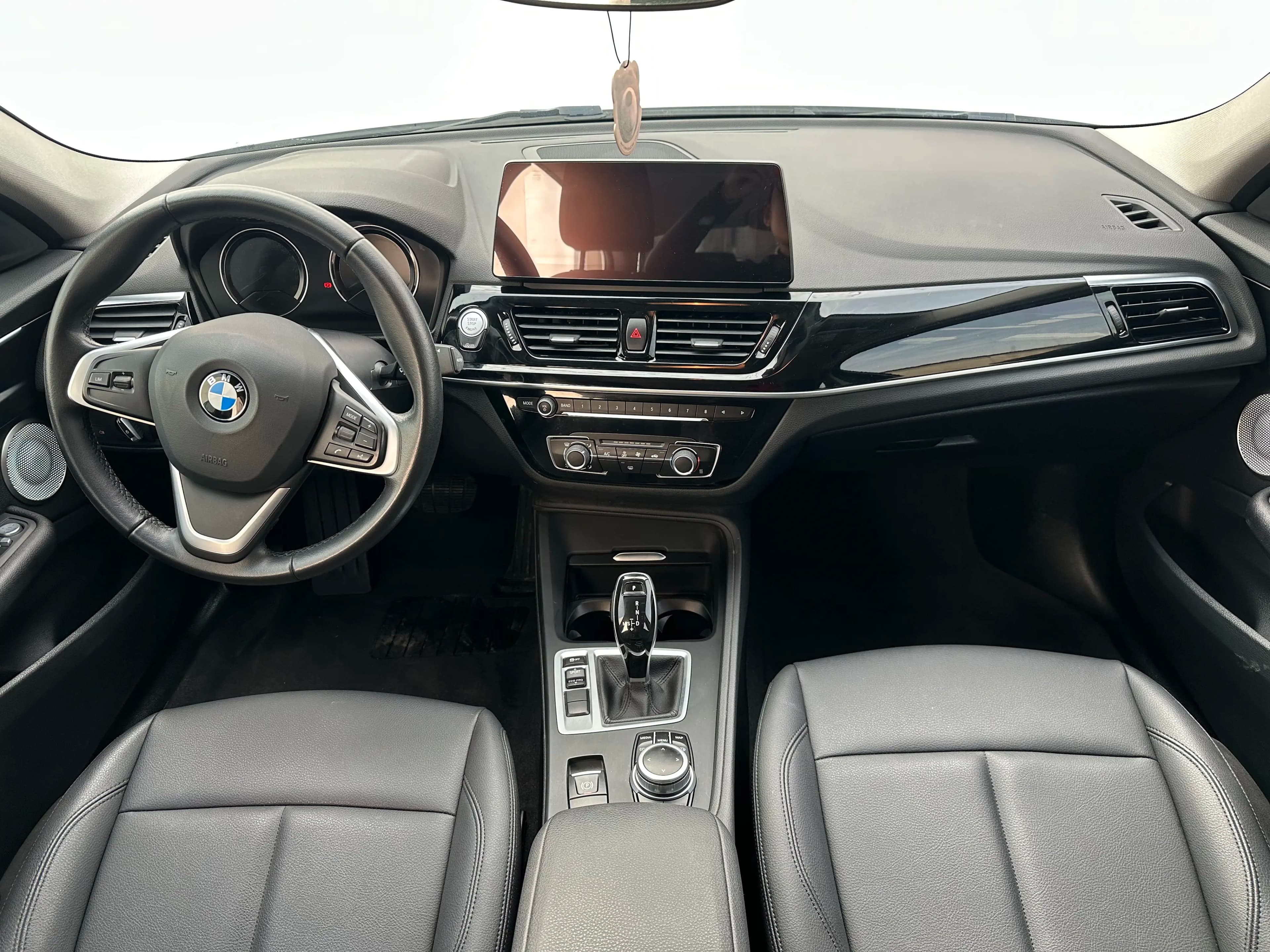 BMW 1 Series 2022 г. 26033 км. — фото 8