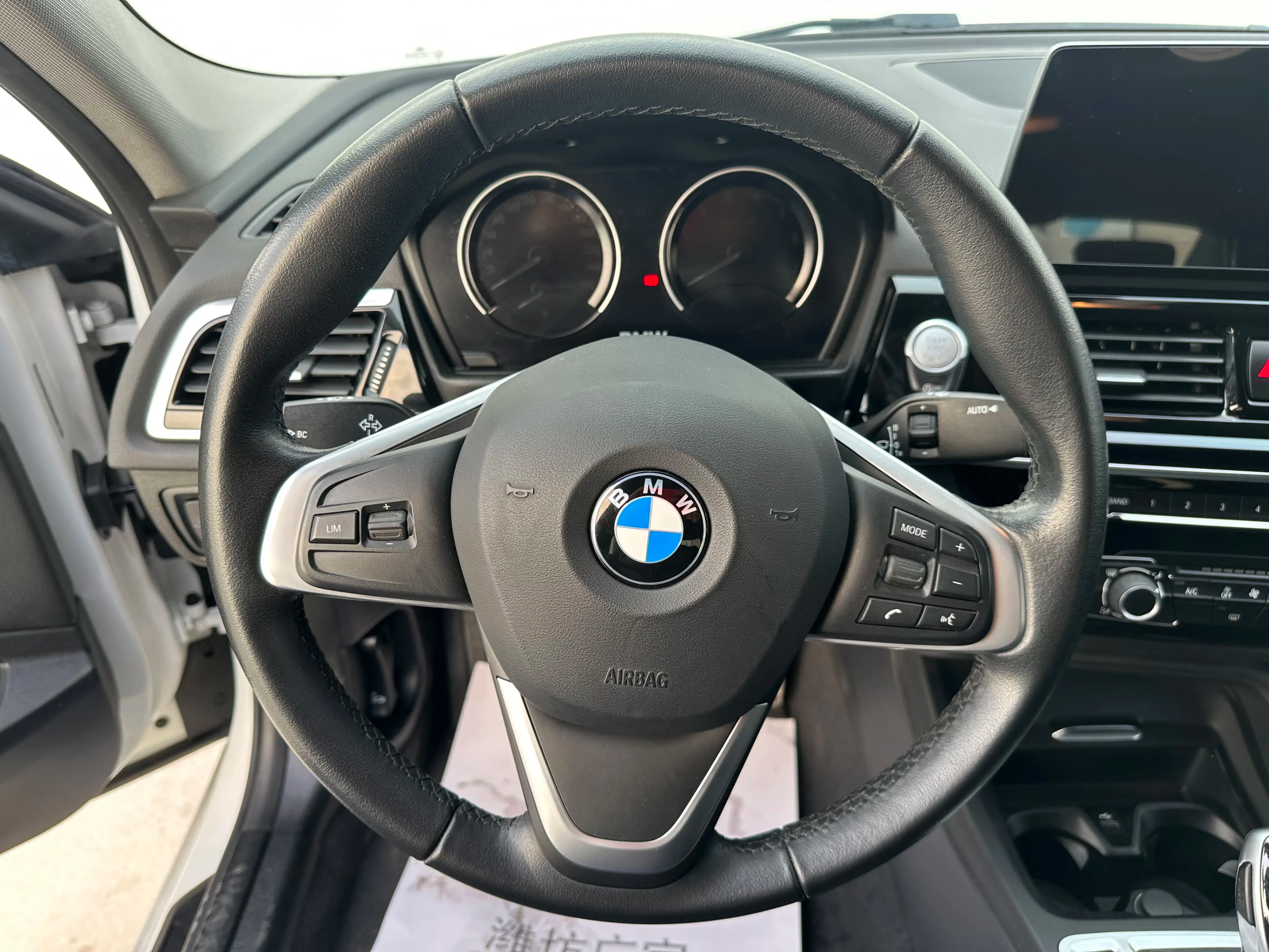 BMW 1 Series 2022 г. 26033 км. — фото 10
