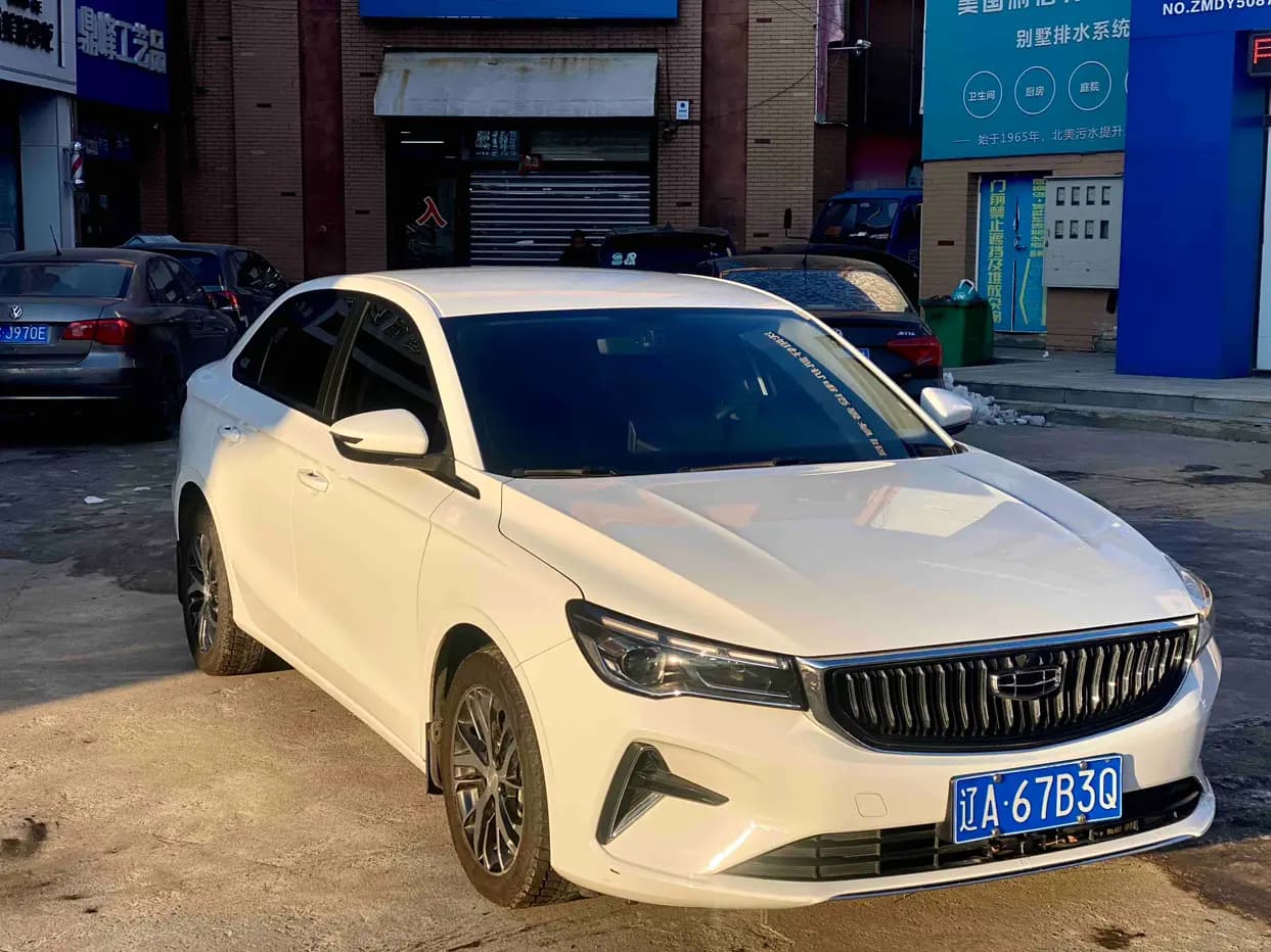 Geely Emgrand 2023 г. 27110 км. — фото 3