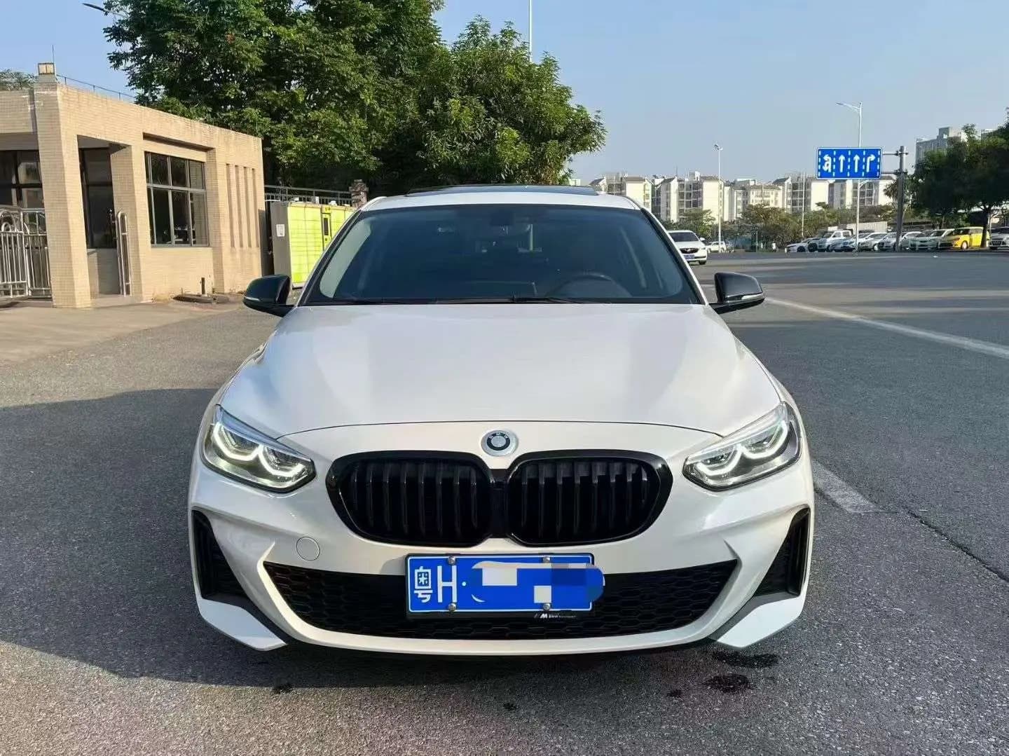 BMW 1 Series 2023 г. 35057 км. — фото 2