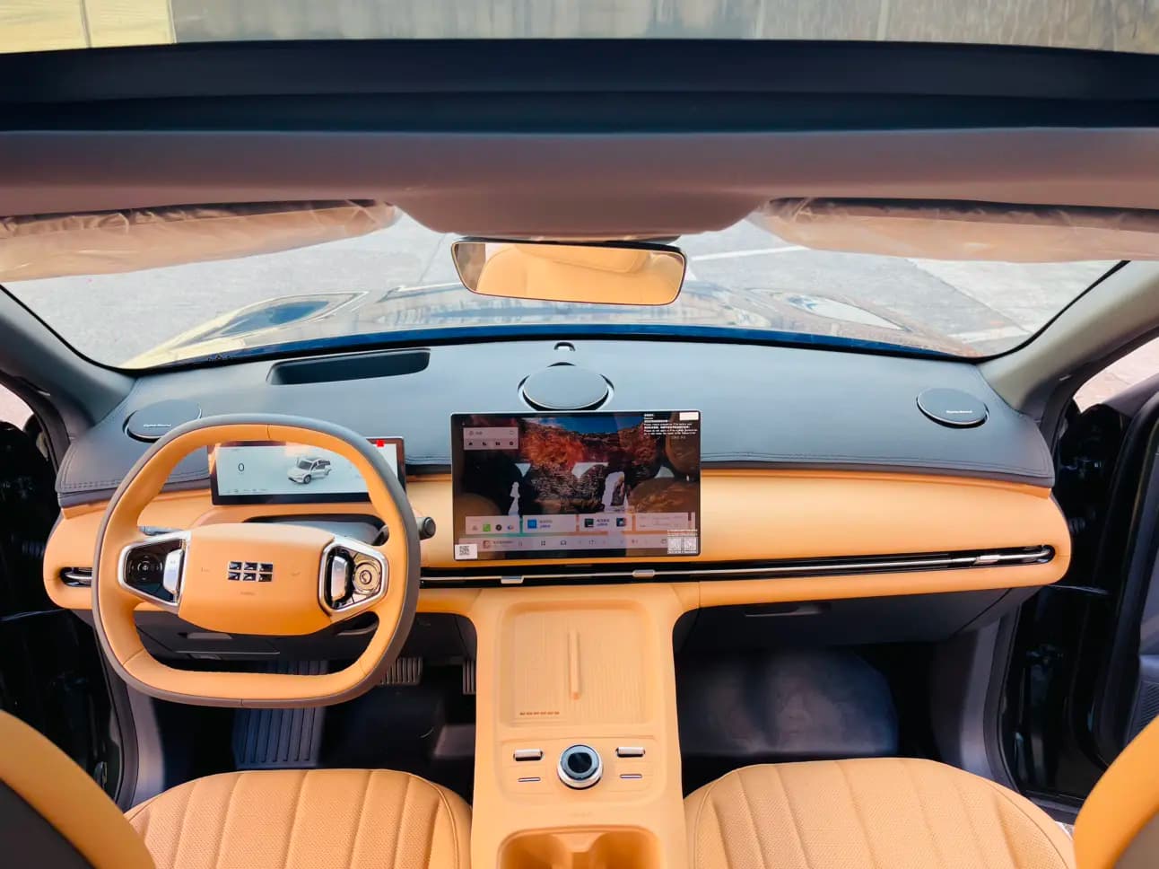 Geely Galaxy Starship 7 EM-i 2025 г. 721 км. — фото 9