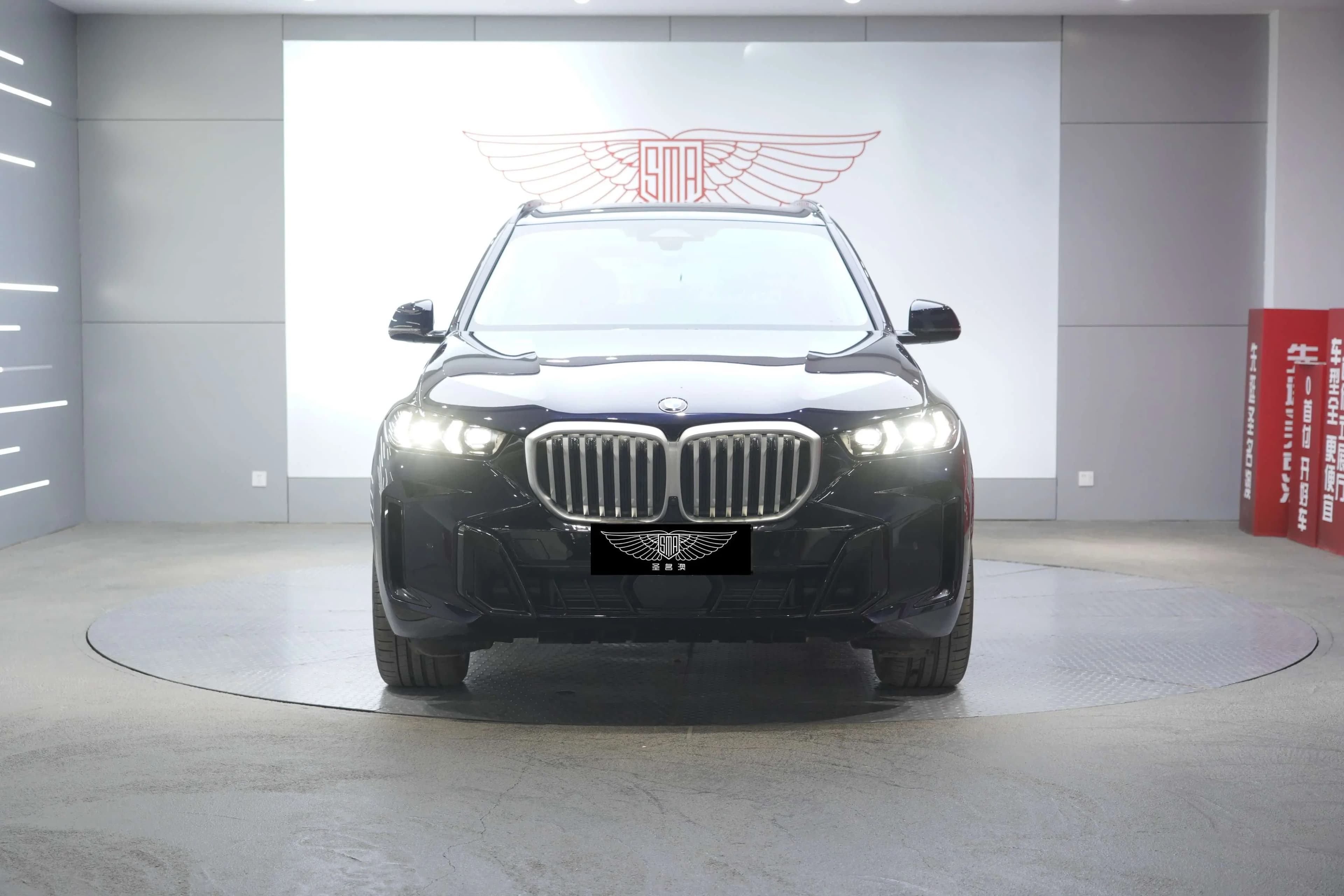 BMW X5 2024 г. 49032 км. — фото 2