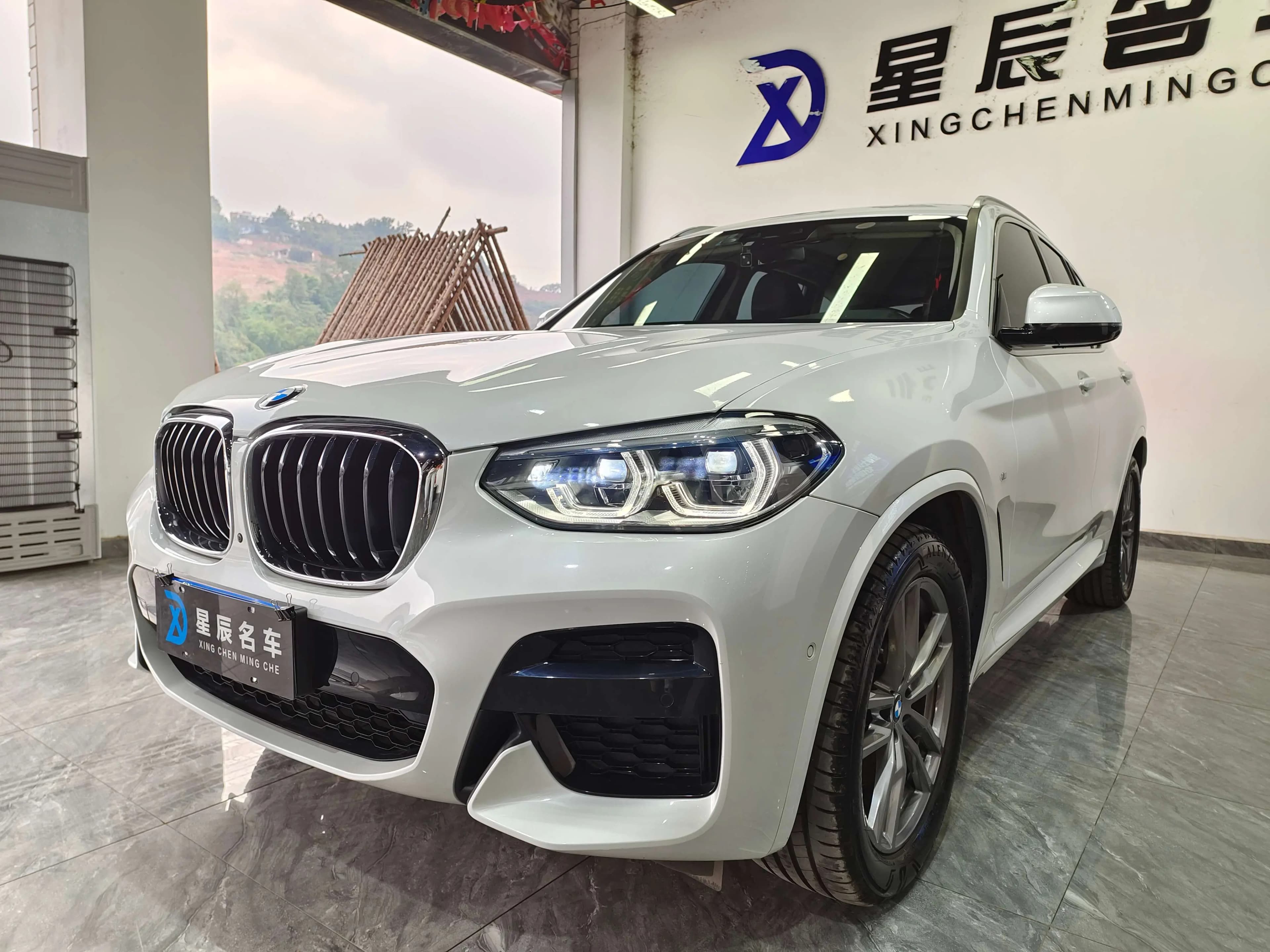 BMW X3 2021 г. 100050 км.