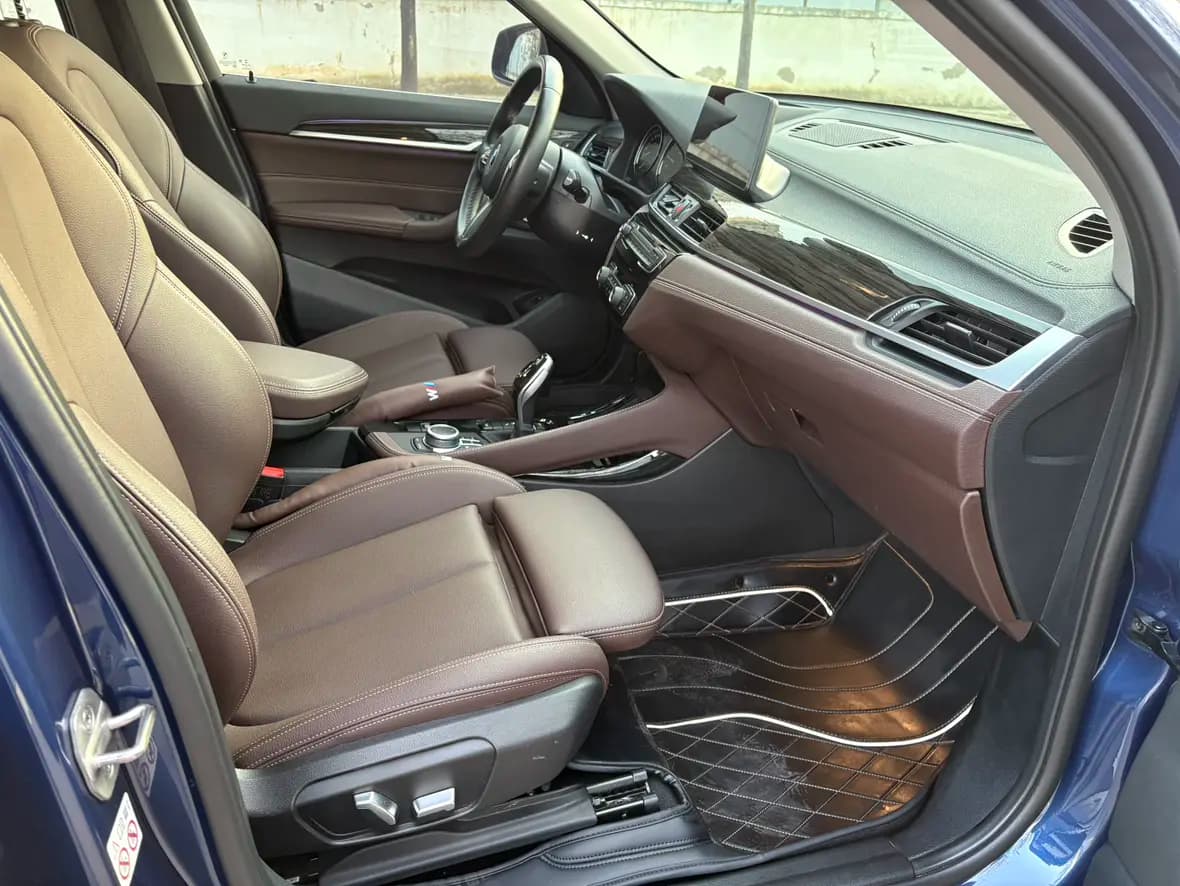 BMW X1 2021 г. 62738 км. — фото 12