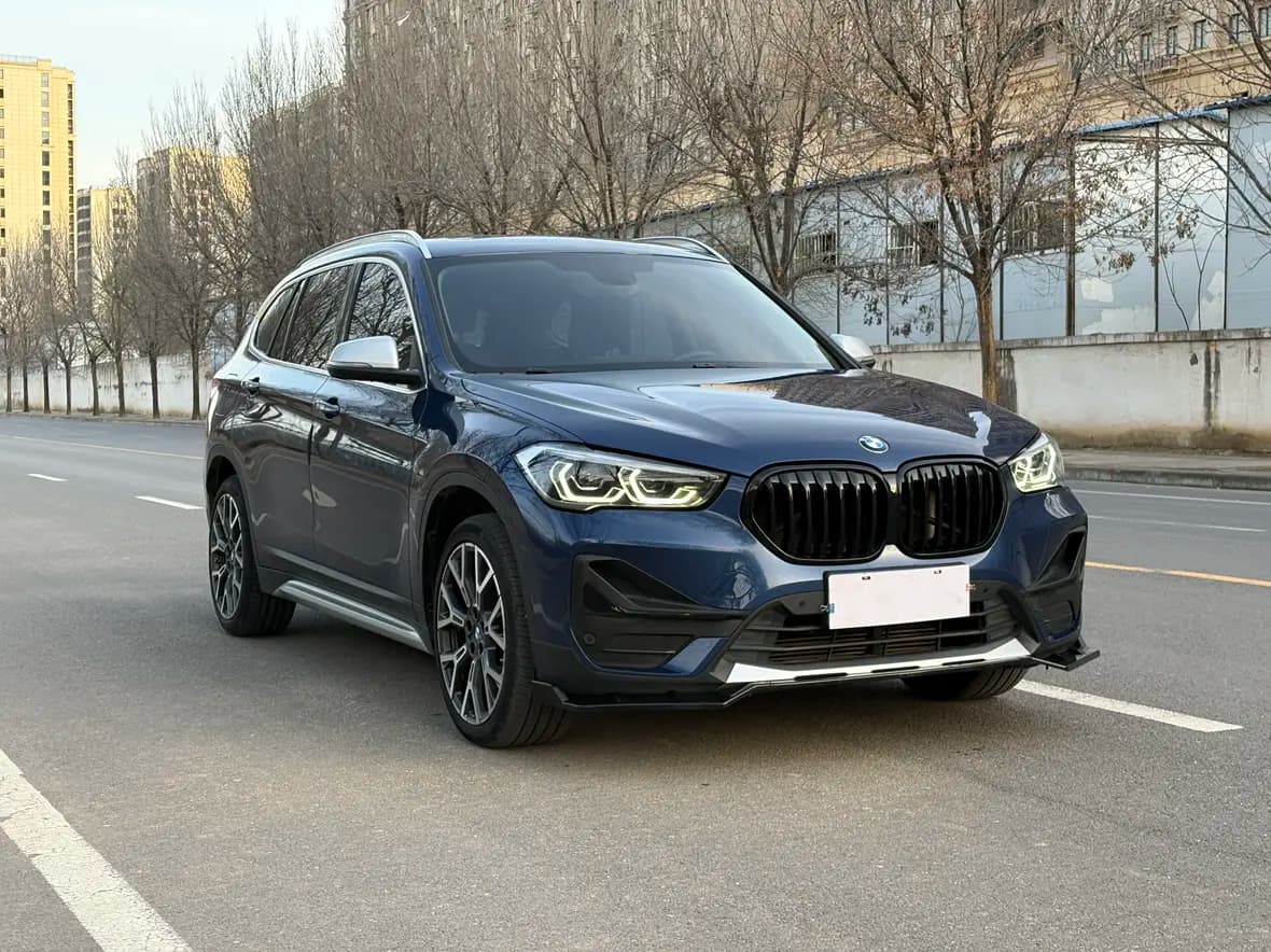BMW X1 2021 г. 62738 км. — фото 3