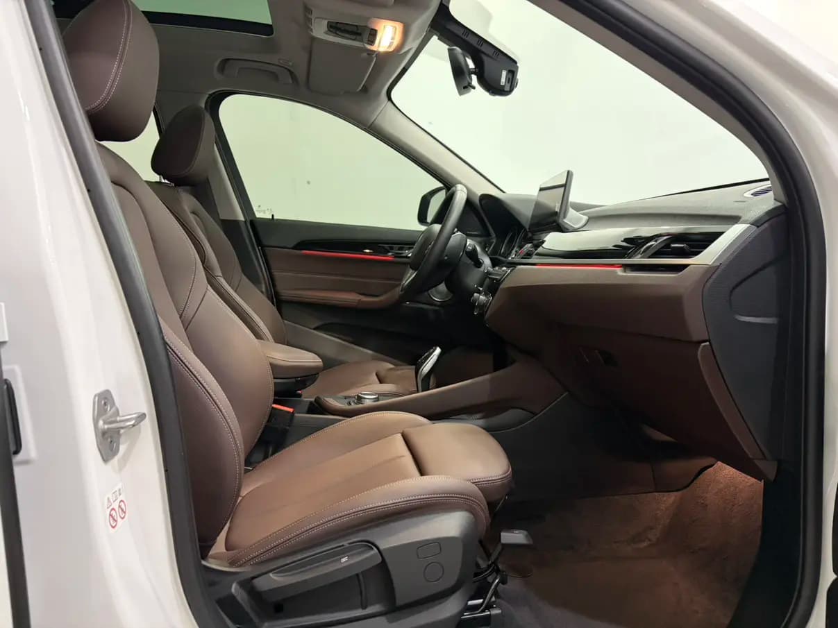 BMW X1 2022 г. 19002 км. — фото 18