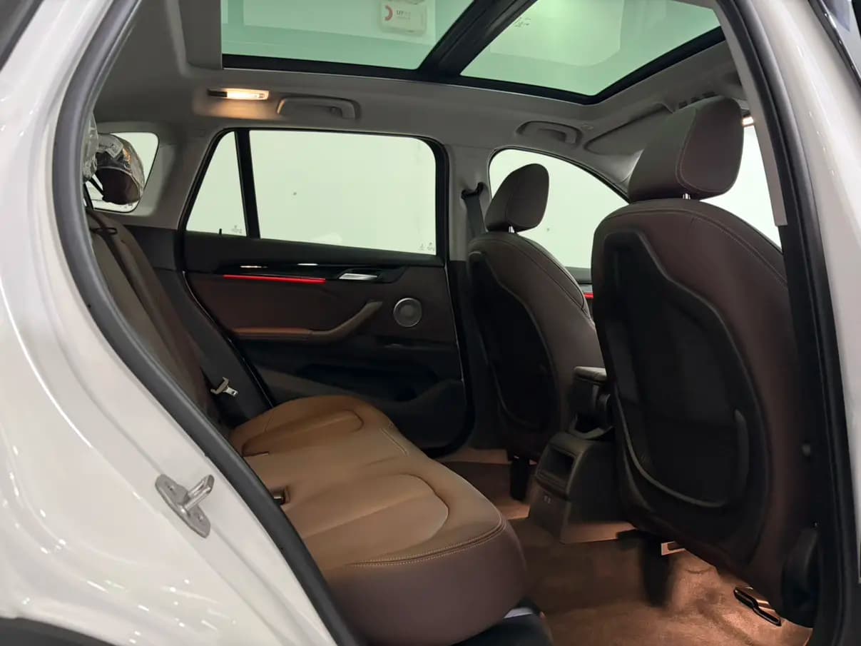 BMW X1 2022 г. 19002 км. — фото 19