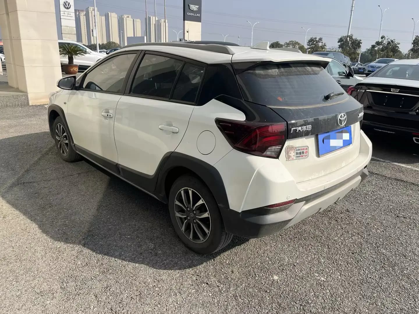 Toyota Yaris L 2023 г. 16941 км. — фото 4