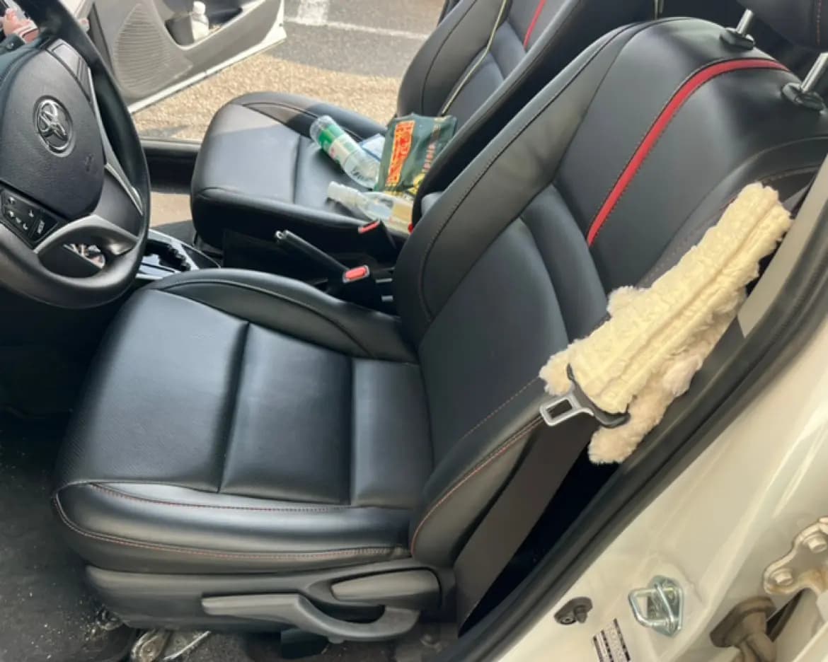 Toyota Yaris L 2023 г. 16941 км. — фото 7