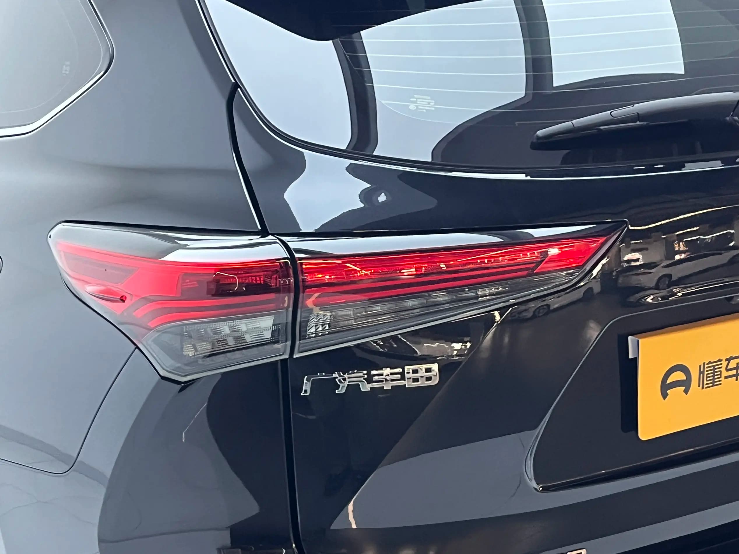 Toyota Highlander 2023 г. 52815 км. — фото 8
