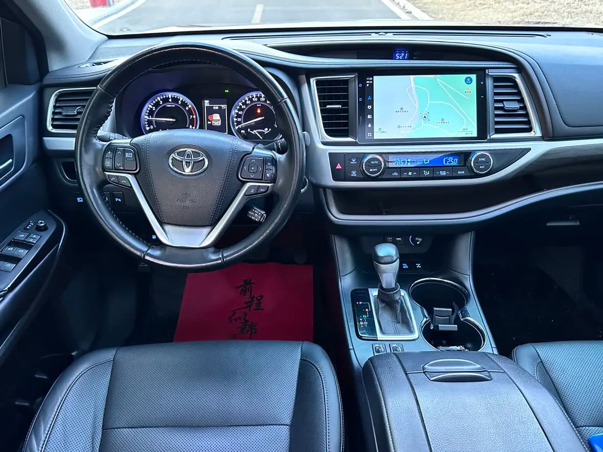 Toyota Highlander 2022 г. 93016 км. — фото 3