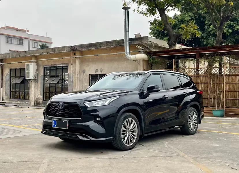 Toyota Highlander 2022 г. 70017 км.