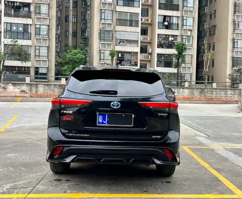 Toyota Highlander 2022 г. 70017 км. — фото 2
