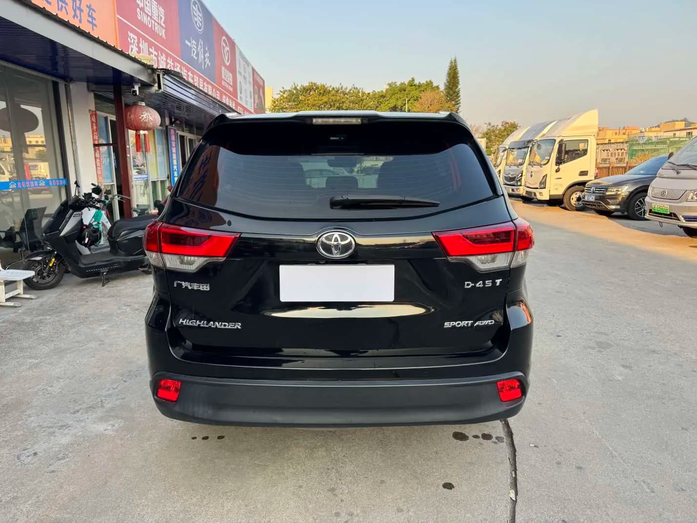 Toyota Highlander 2021 г. 121019 км. — фото 5