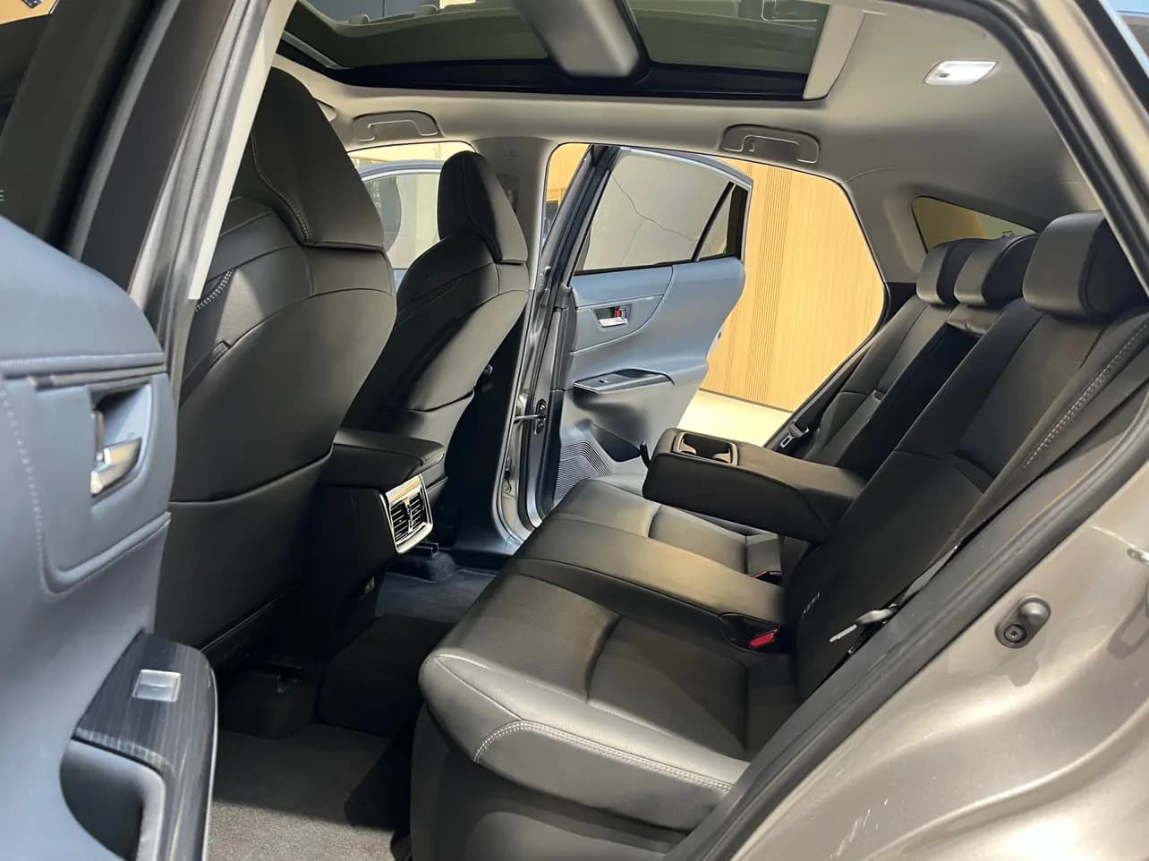 Toyota Venza 2022 г. 27091 км. — фото 20