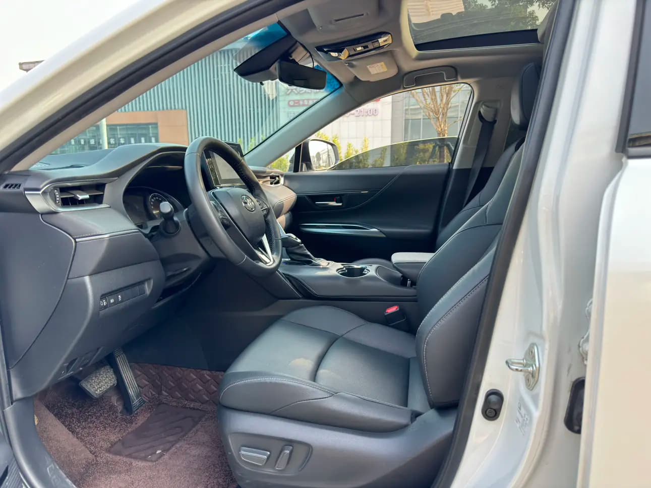 Toyota Venza 2023 г. 29092 км. — фото 7