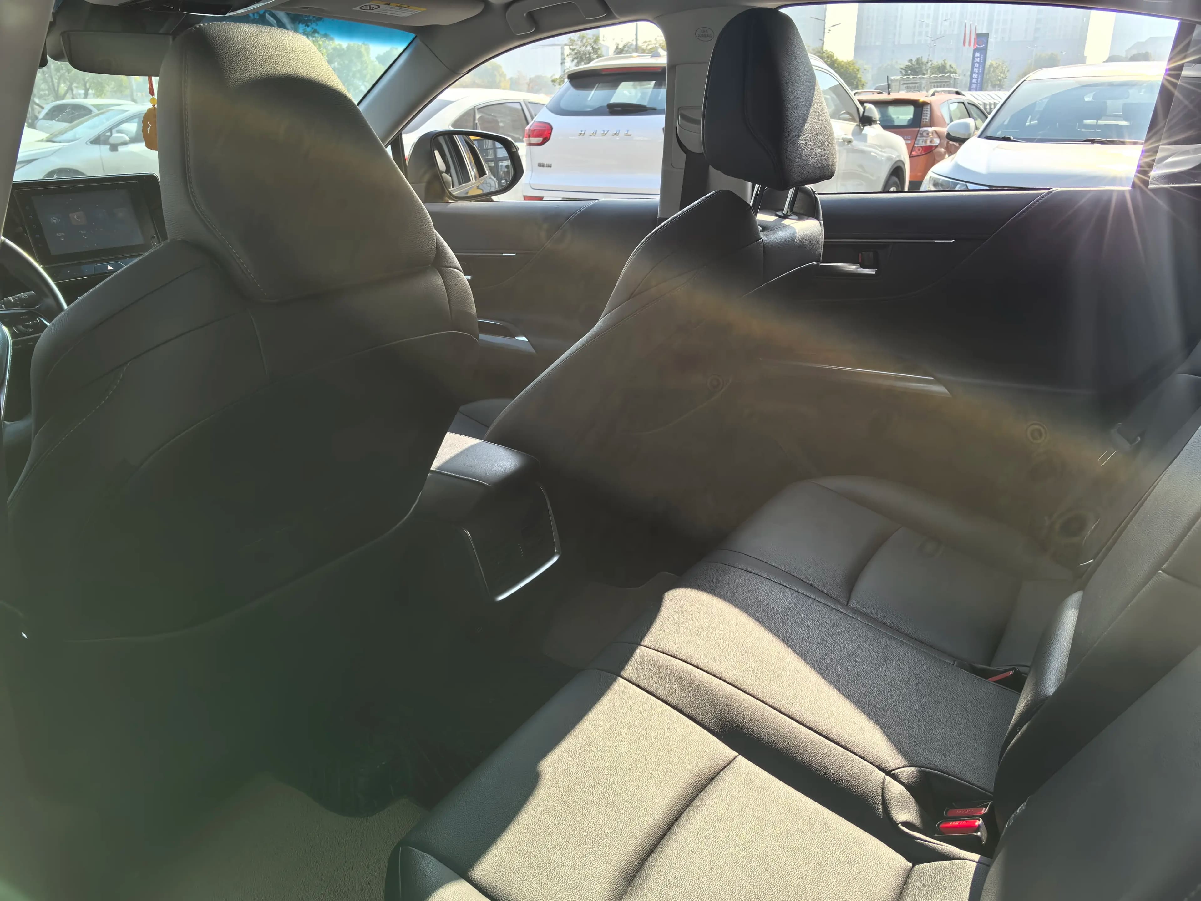 Toyota Venza 2022 г. 60093 км. — фото 7