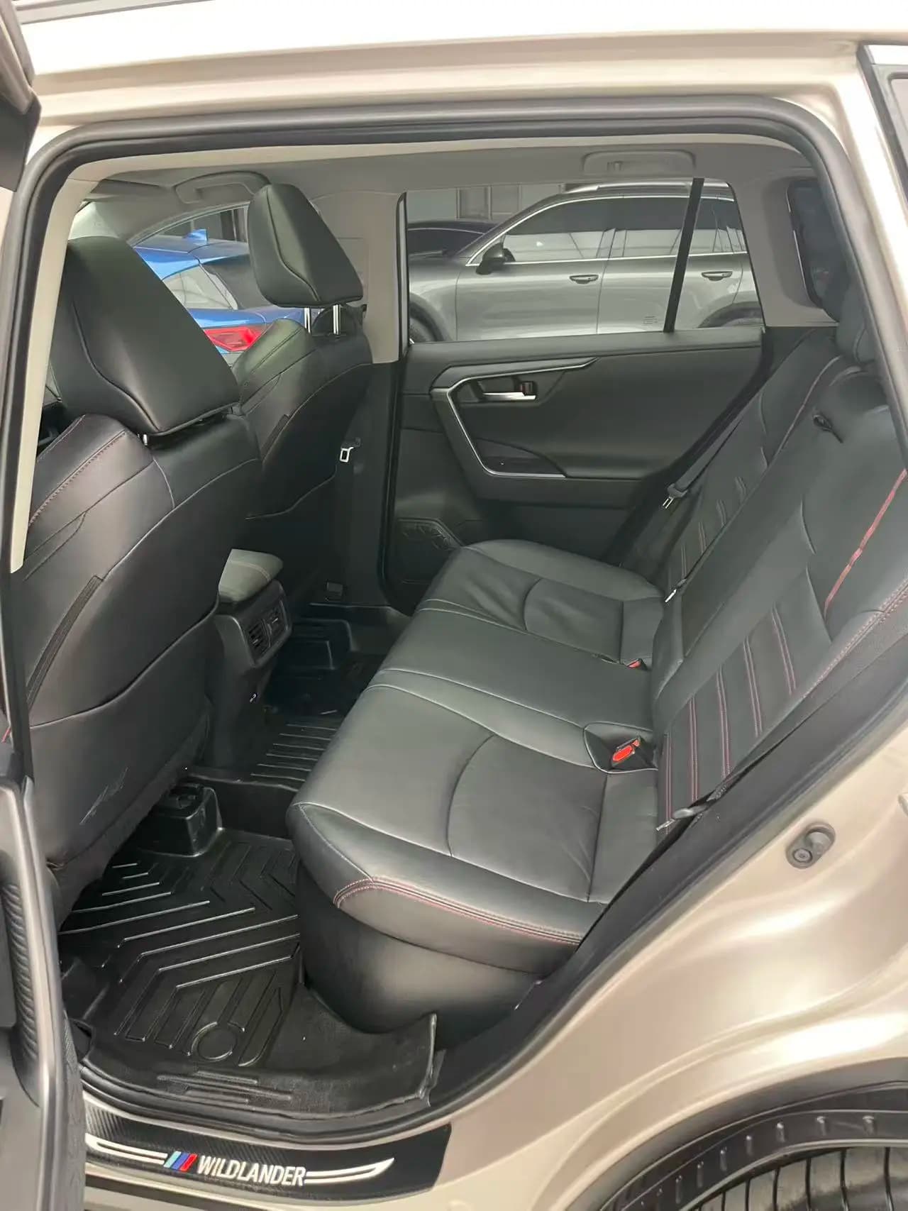 Toyota Wildlander PHEV 2021 г. 96797 км. — фото 7