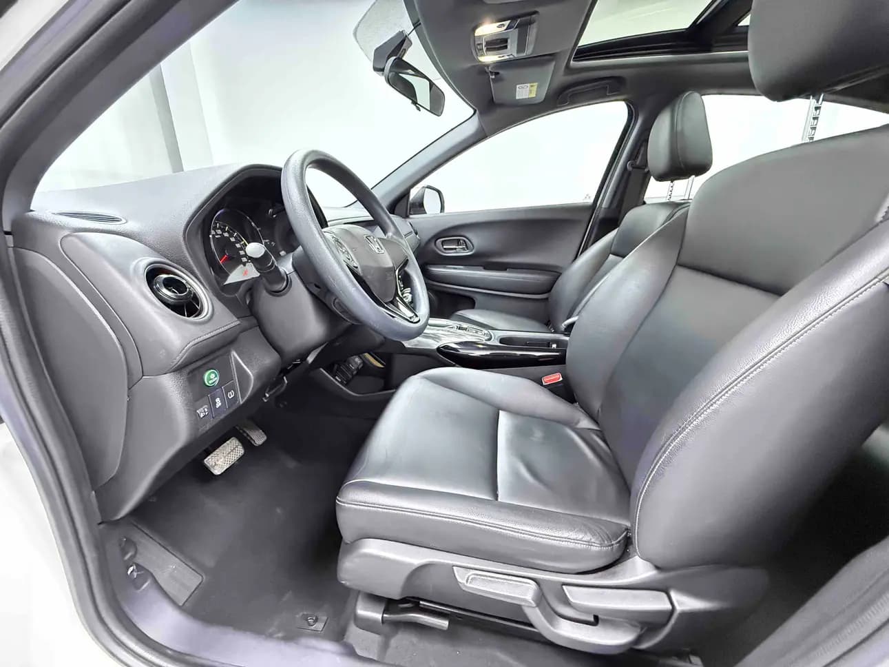 Honda WR-V 2022 г. 55135 км. — фото 15