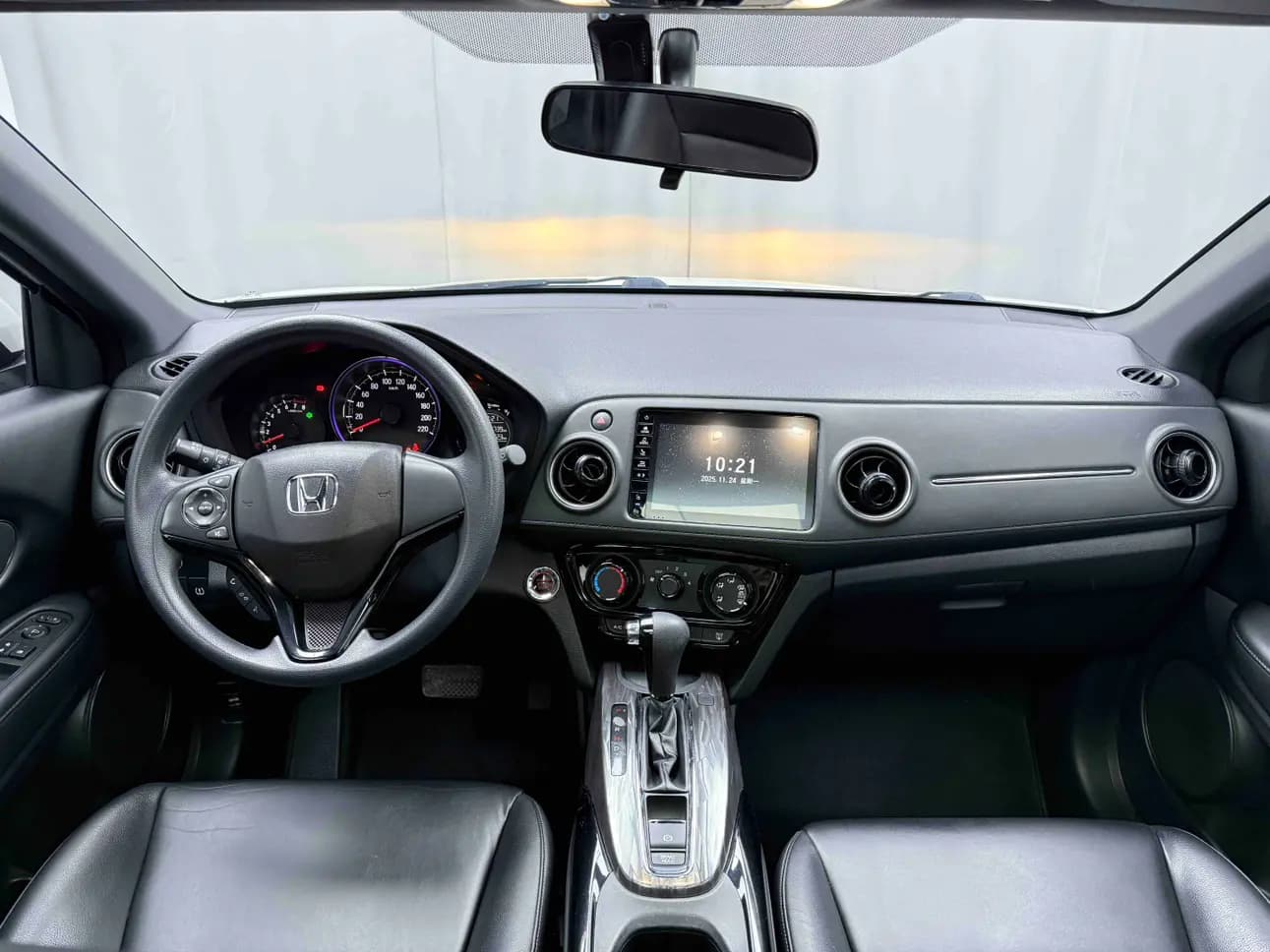 Honda WR-V 2022 г. 55135 км. — фото 10