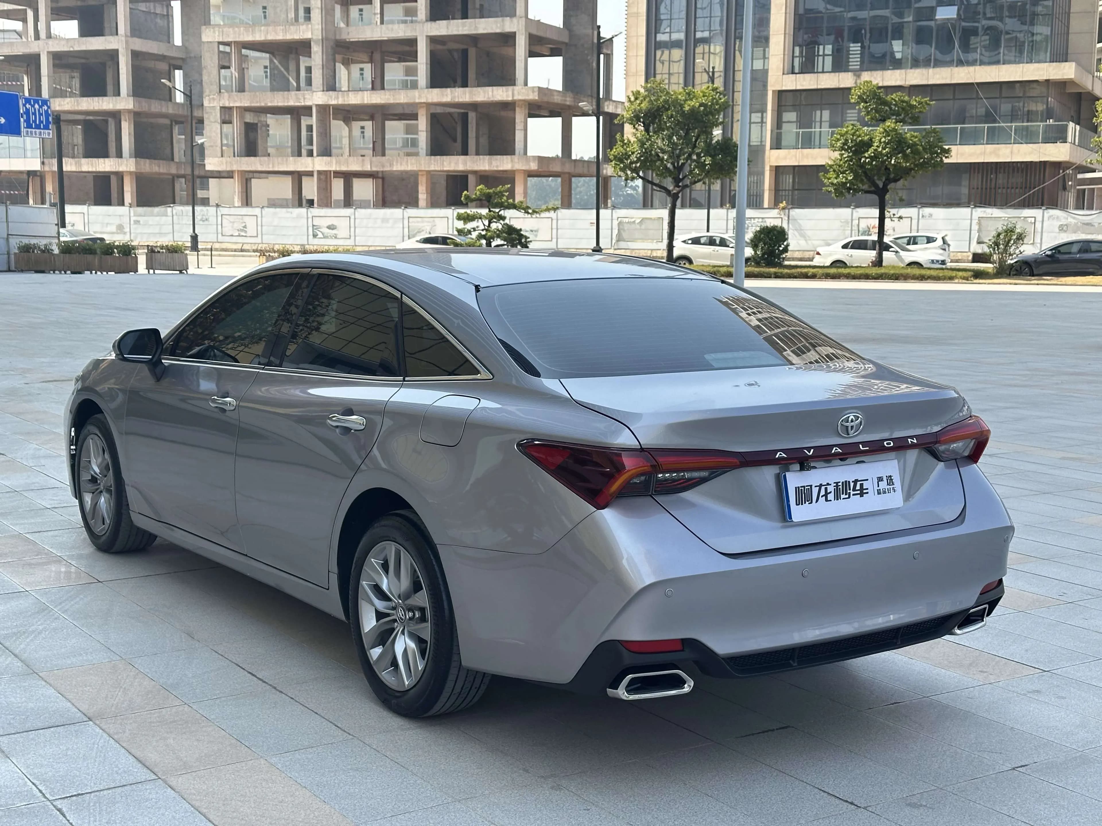 Toyota Avalon 2022 г. 39400 км. — фото 4