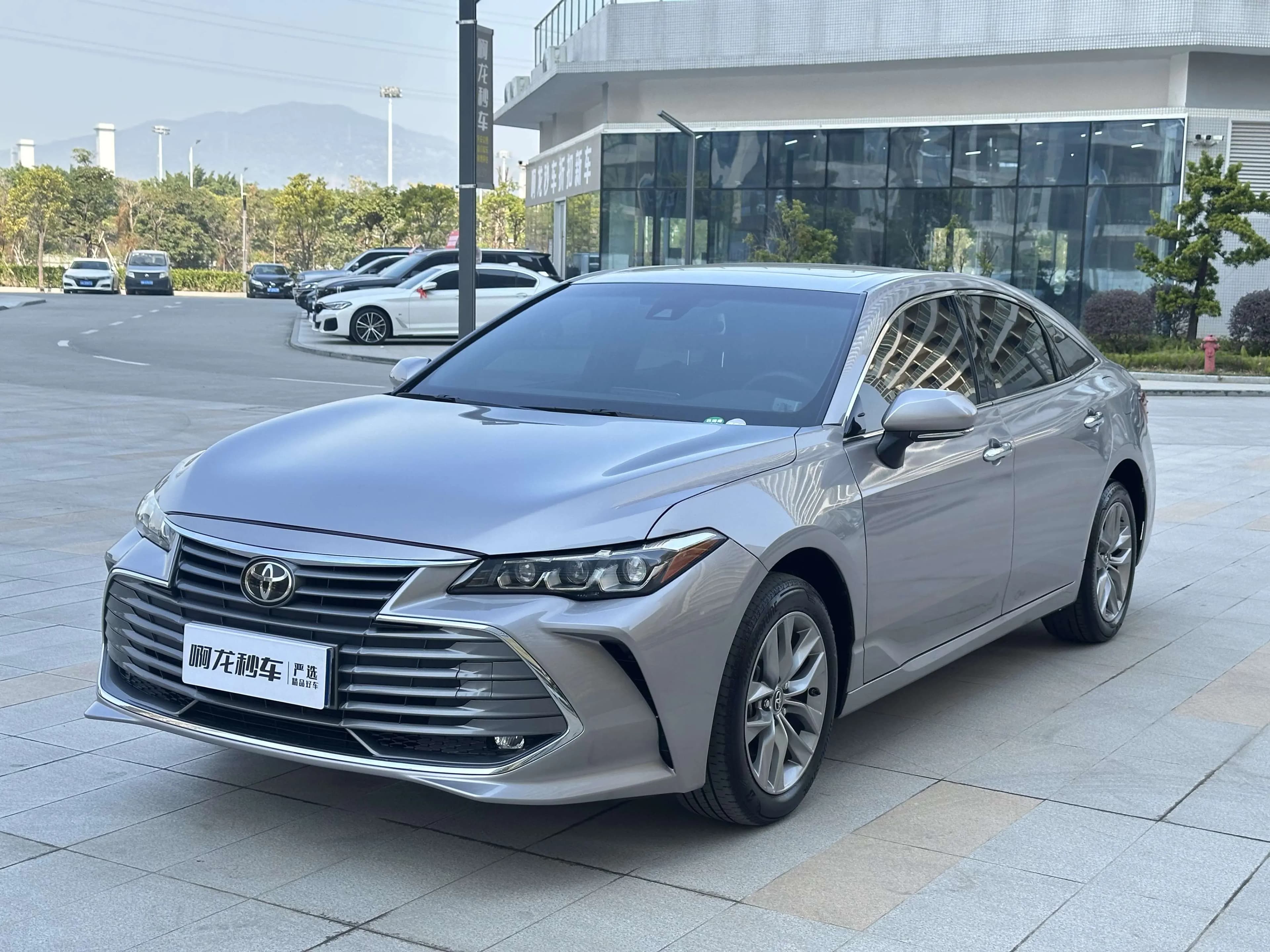 Toyota Avalon 2022 г. 39400 км. — фото 7