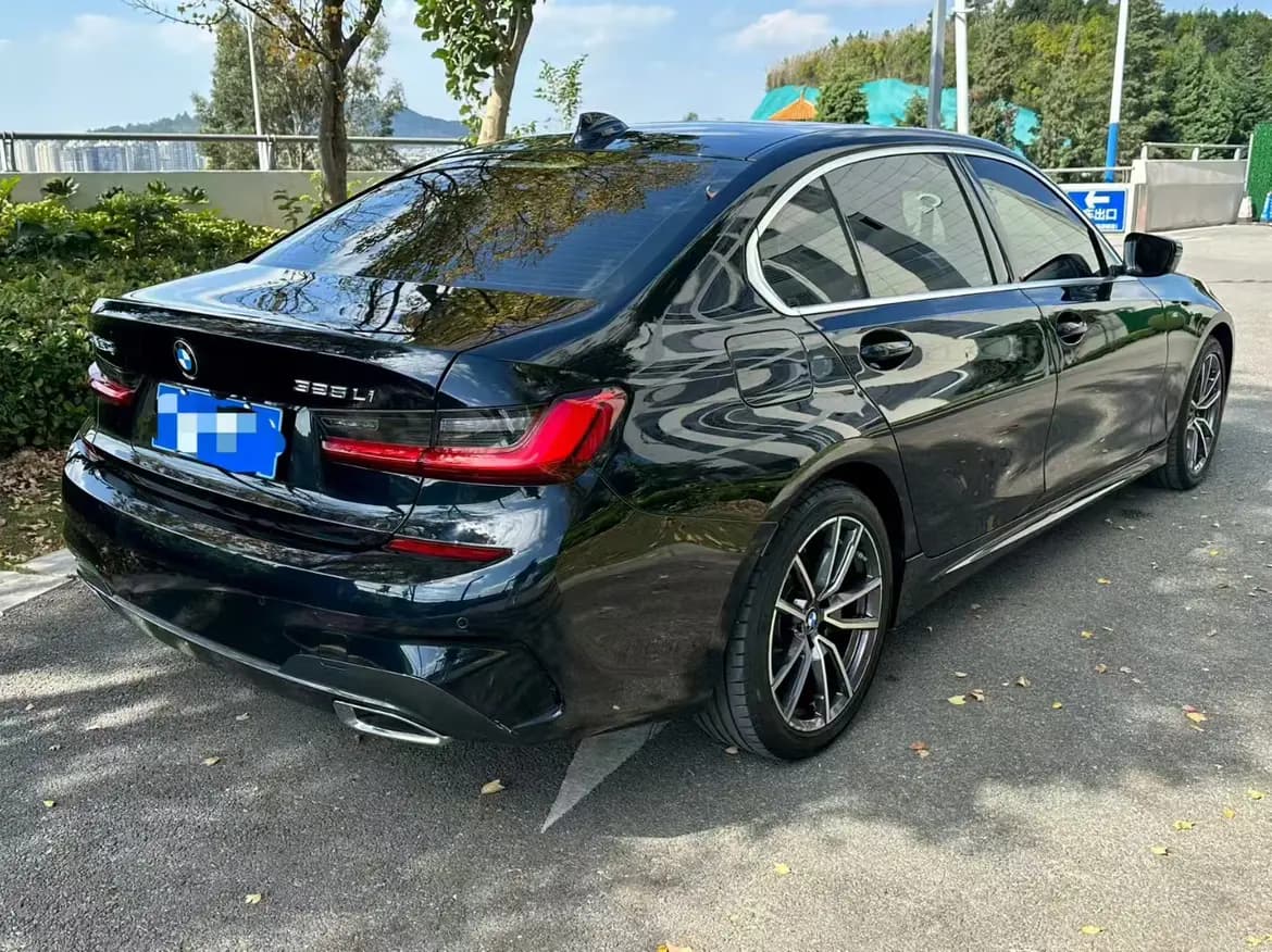 BMW 3 Series 2021 г. 85045 км. — фото 6