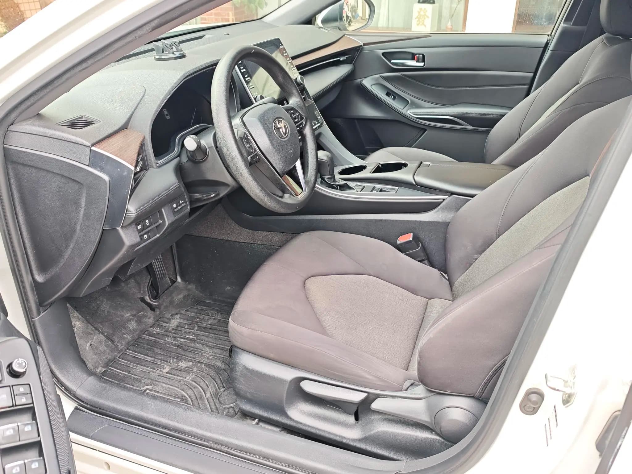 Toyota Avalon 2022 г. 50145 км. — фото 14