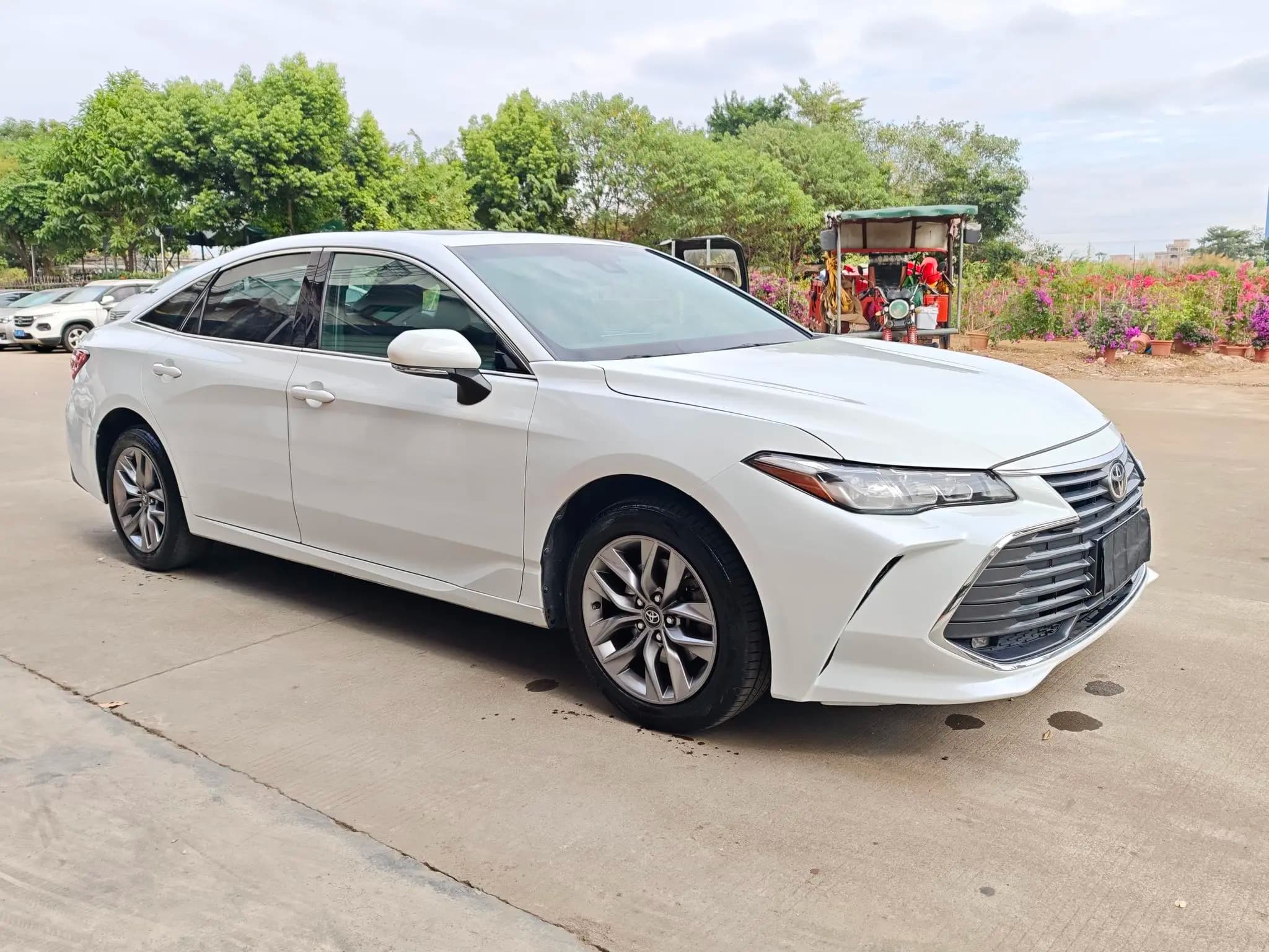 Toyota Avalon 2022 г. 50145 км. — фото 3