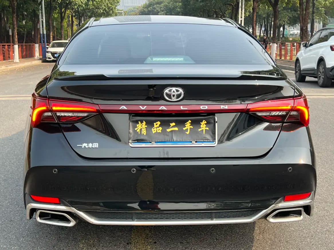 Toyota Avalon 2021 г. 90148 км. — фото 5