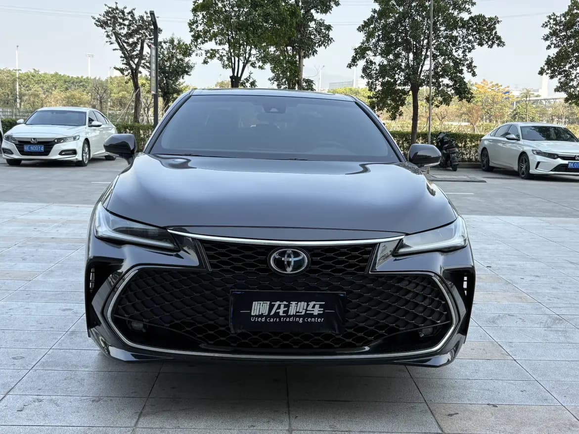 Toyota Avalon 2024 г. 14849 км. — фото 2