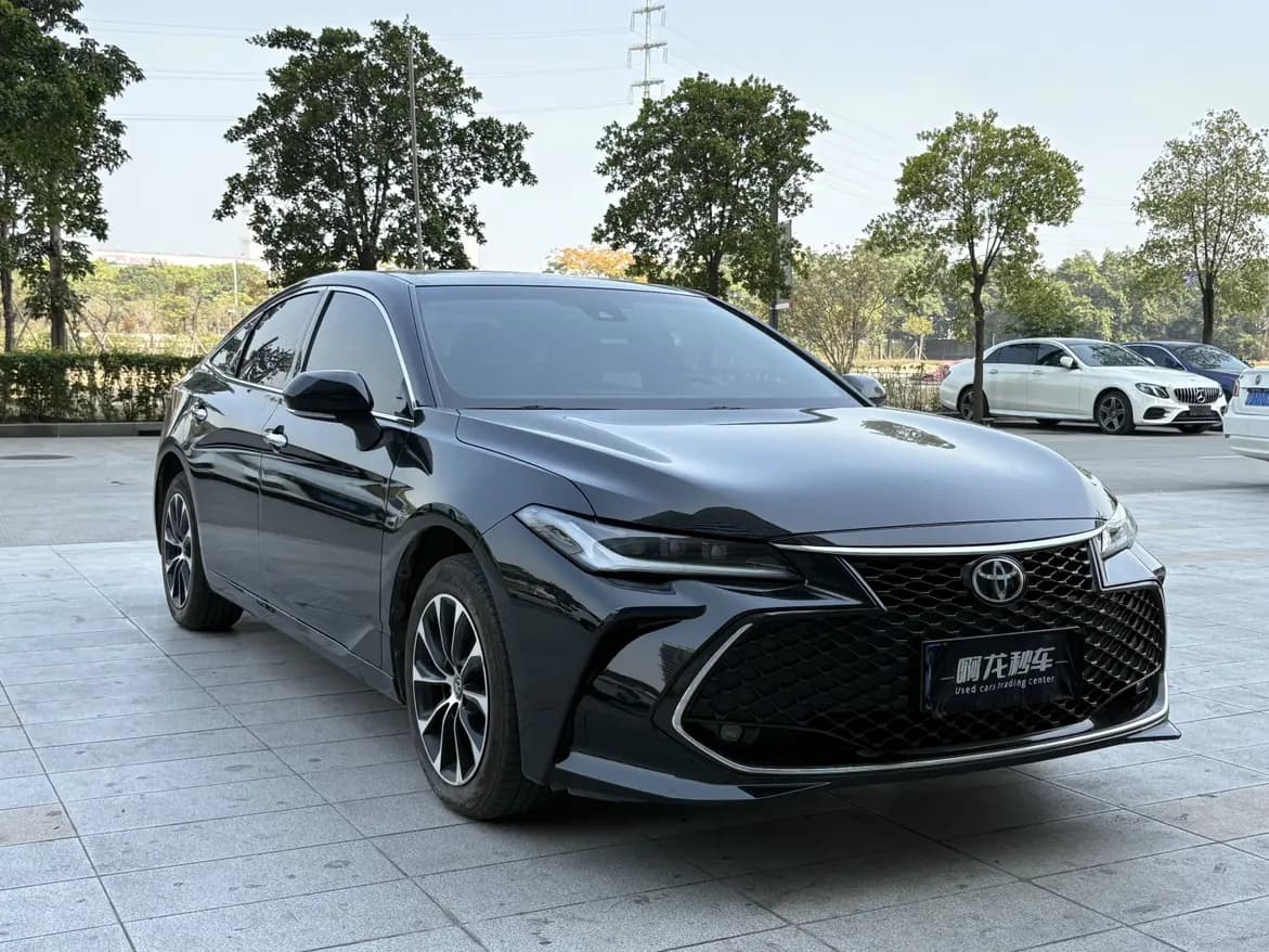 Toyota Avalon 2024 г. 14849 км. — фото 3