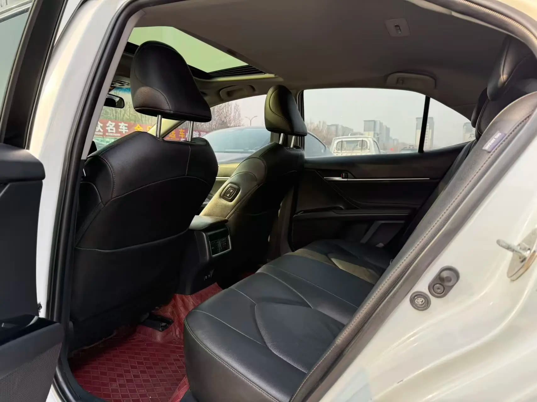 Toyota Camry 2021 г. 69096 км. — фото 12