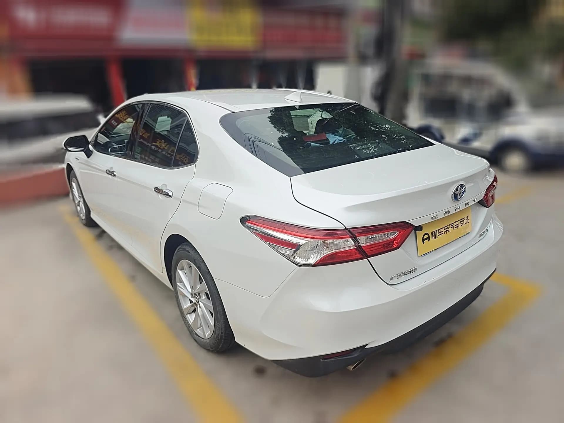 Toyota Camry 2021 г. 109597 км. — фото 4
