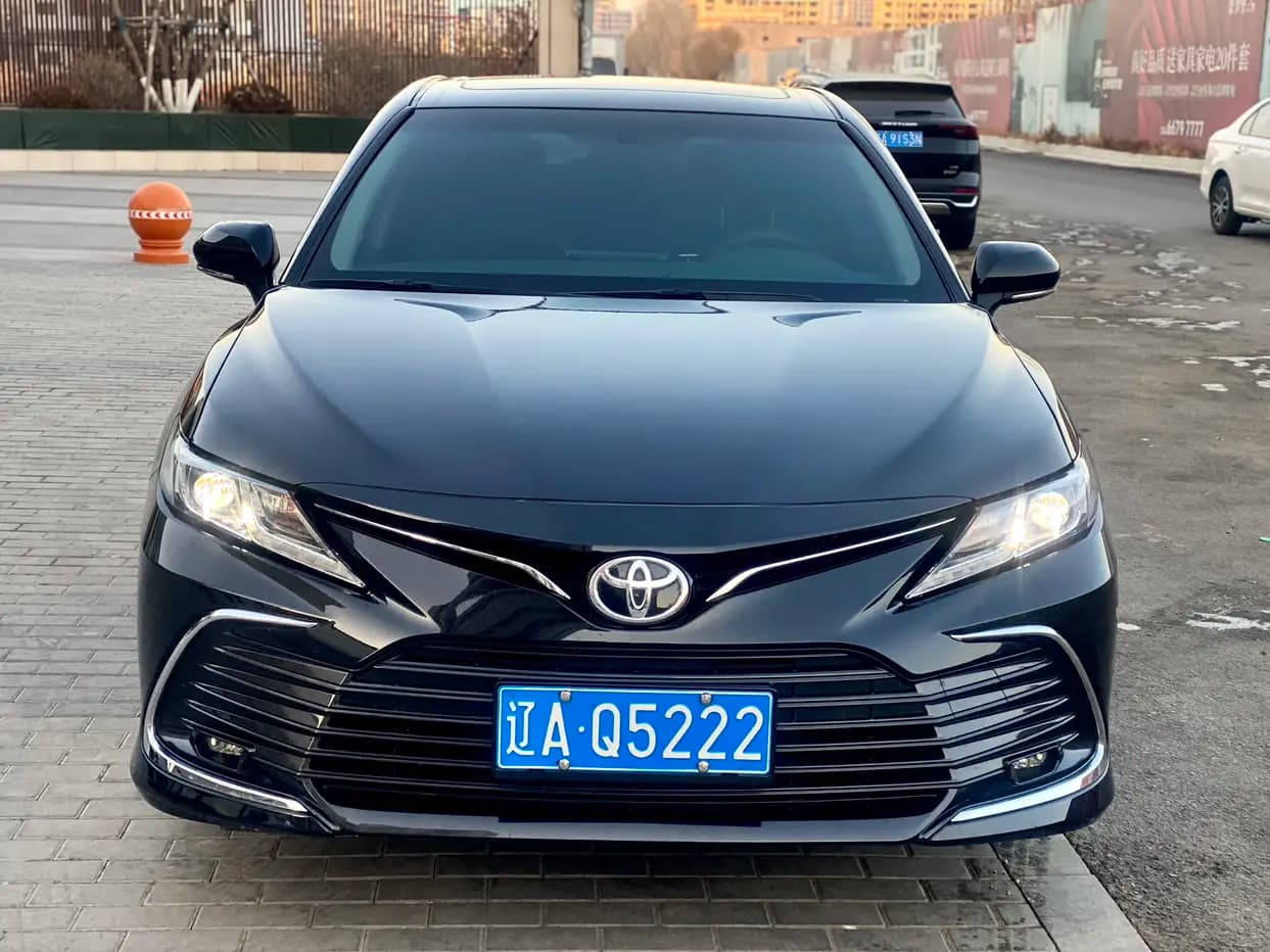 Toyota Camry 2023 г. 25098 км. — фото 2
