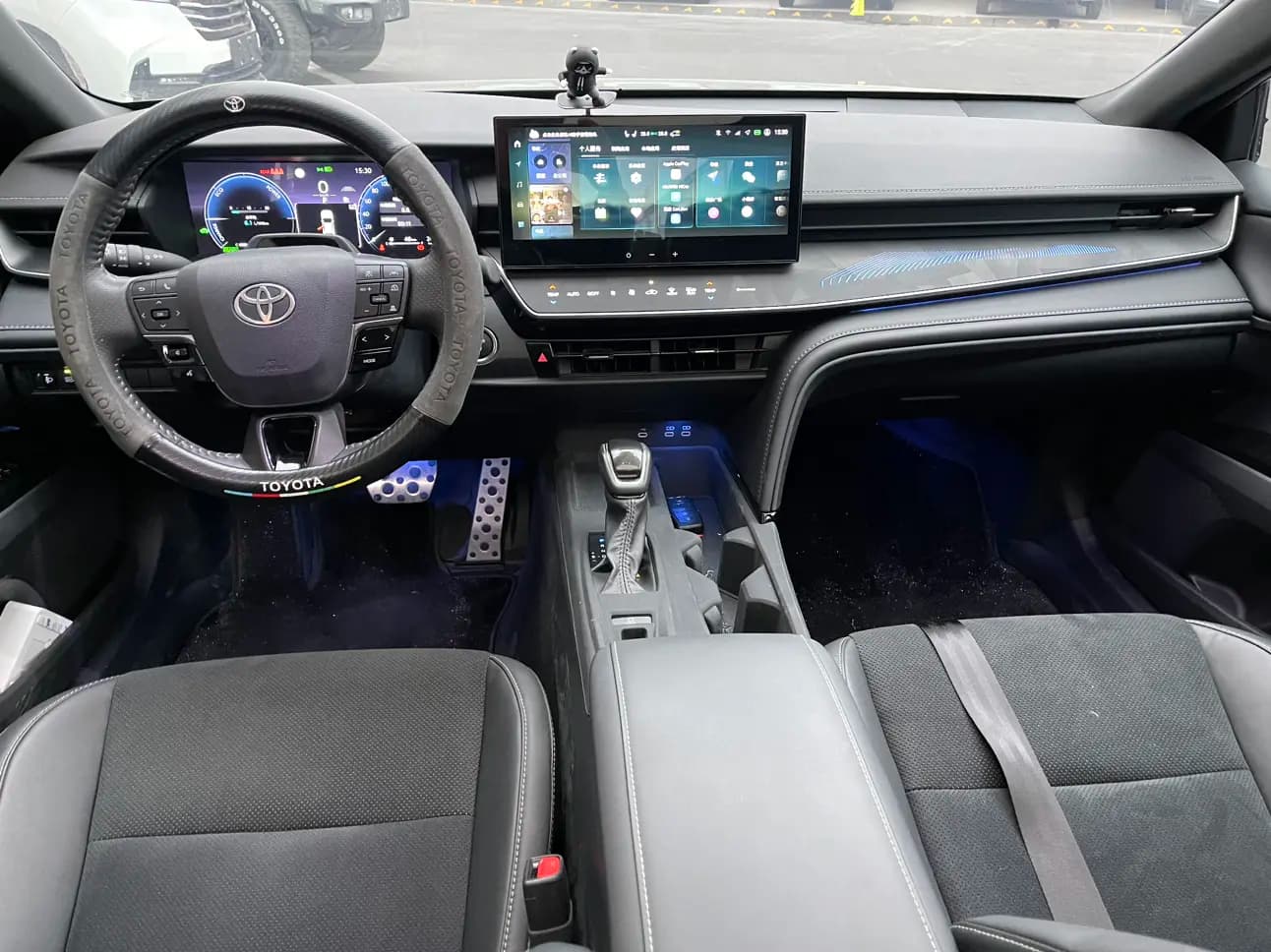 Toyota Camry 2025 г. 32000 км. — фото 5