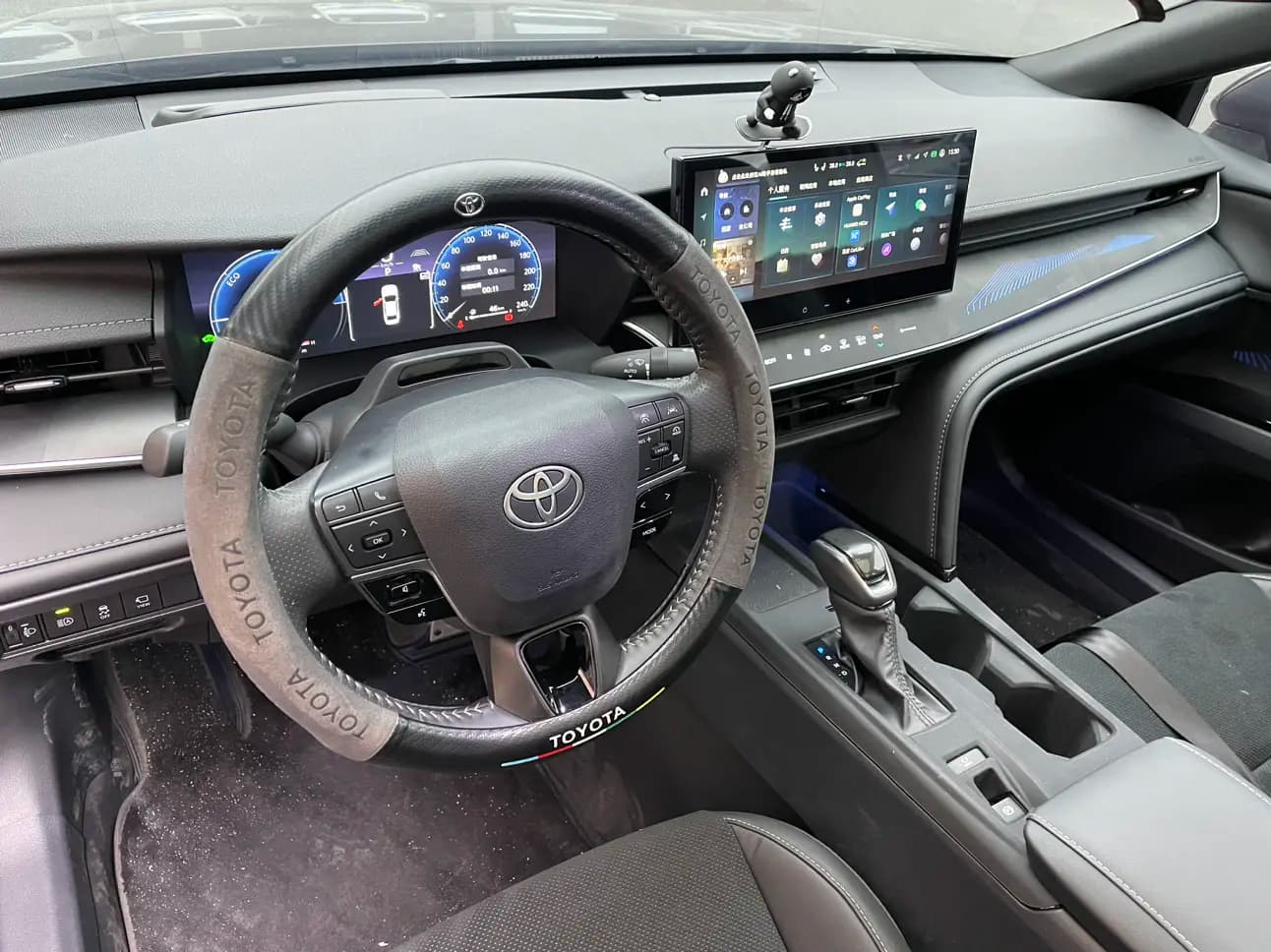 Toyota Camry 2025 г. 32000 км. — фото 8