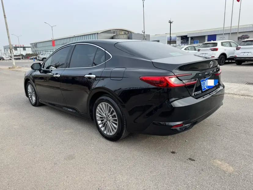 Toyota Camry 2025 г. 50000 км. — фото 2