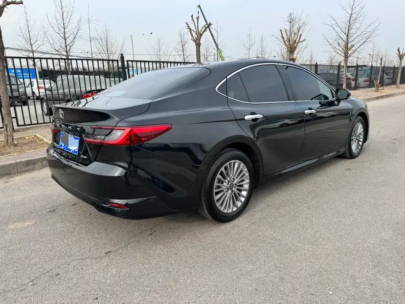 Toyota Camry 2025 г. 50000 км. — фото 4