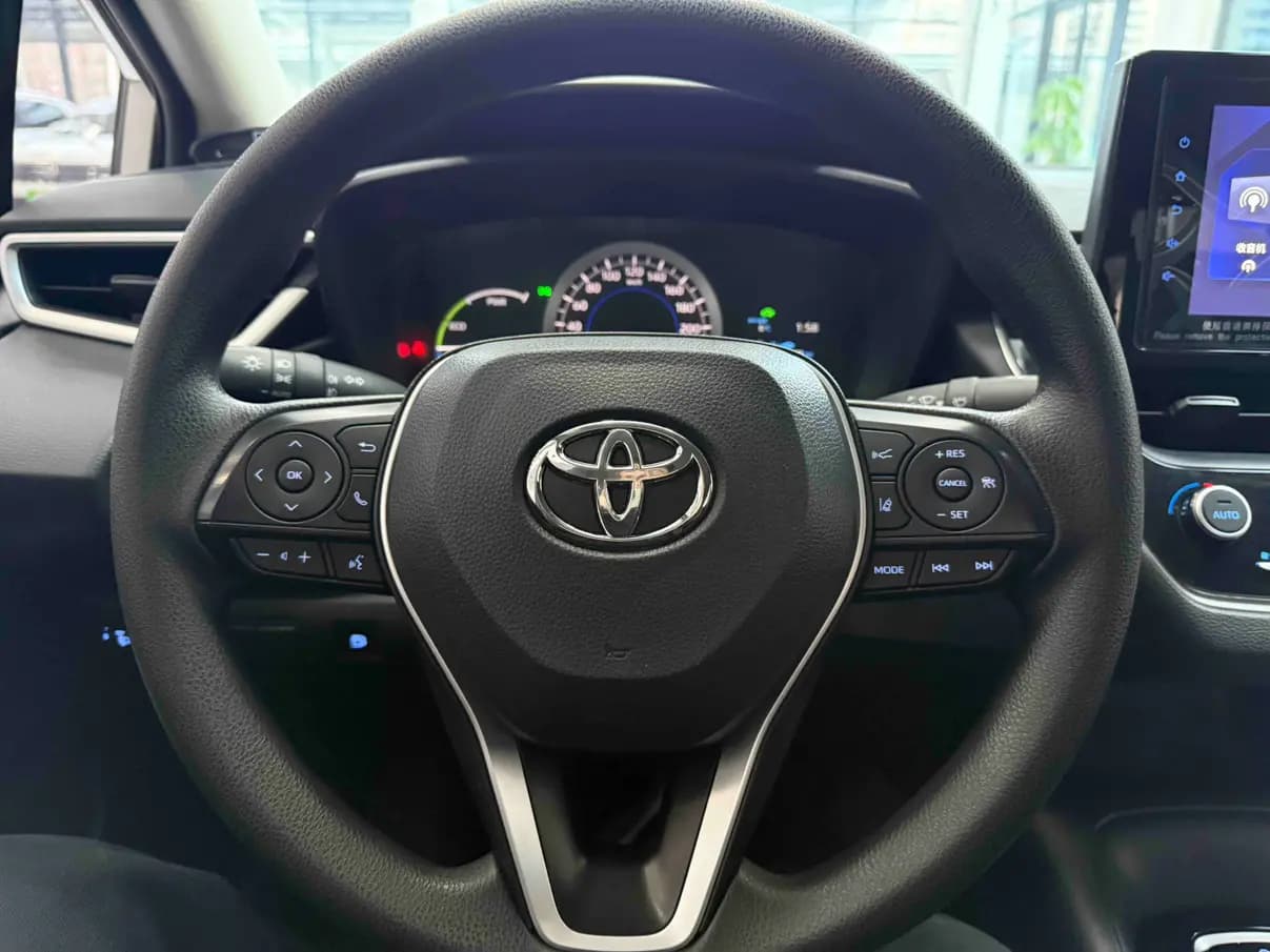 Toyota Corolla 2022 г. 66000 км. — фото 13