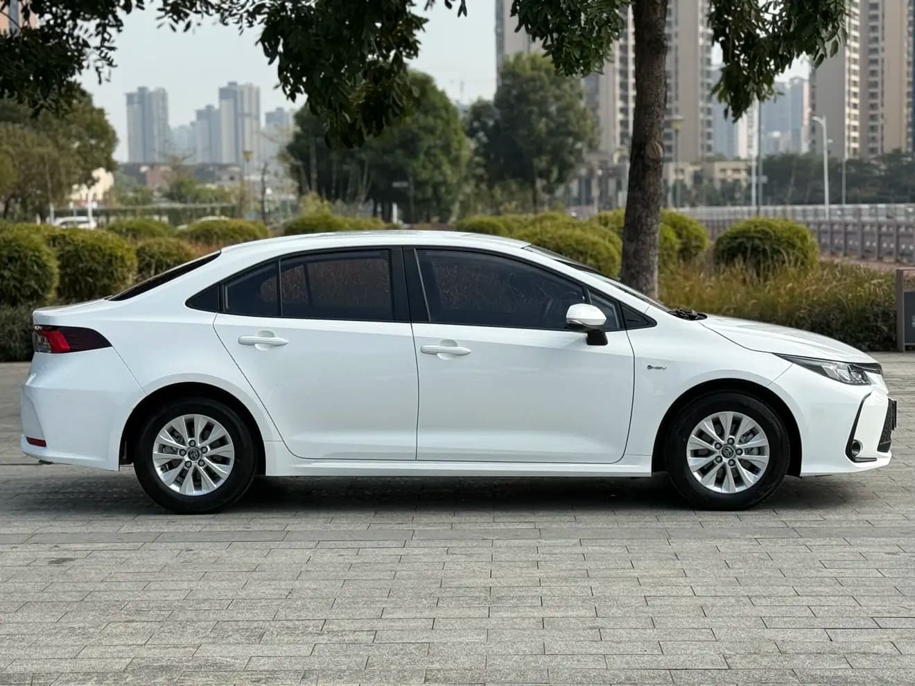Toyota Corolla 2024 г. 18000 км. — фото 5