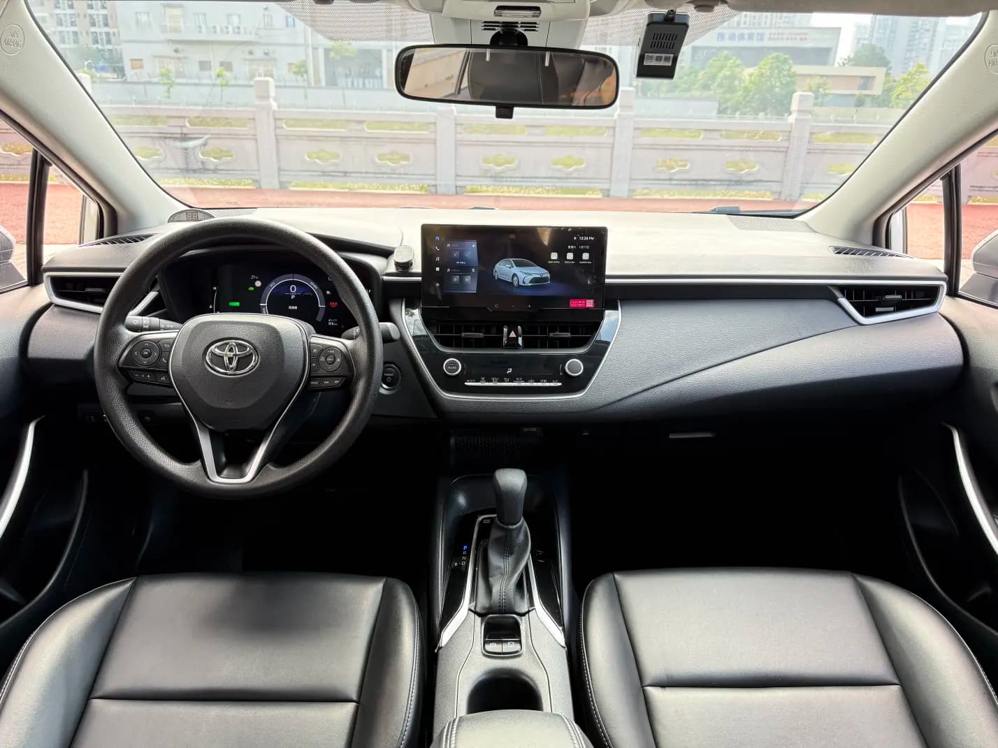 Toyota Corolla 2024 г. 18000 км. — фото 7